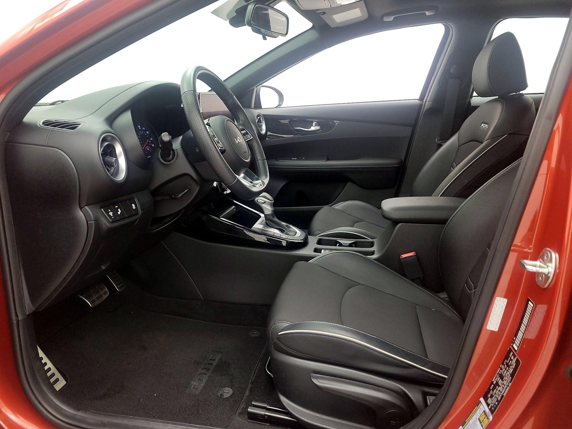 Thumbnail: 2023 Kia Forte - 11