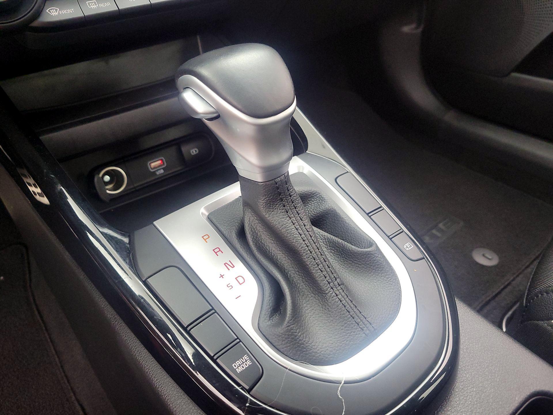 Thumbnail: 2023 Kia Forte - 17