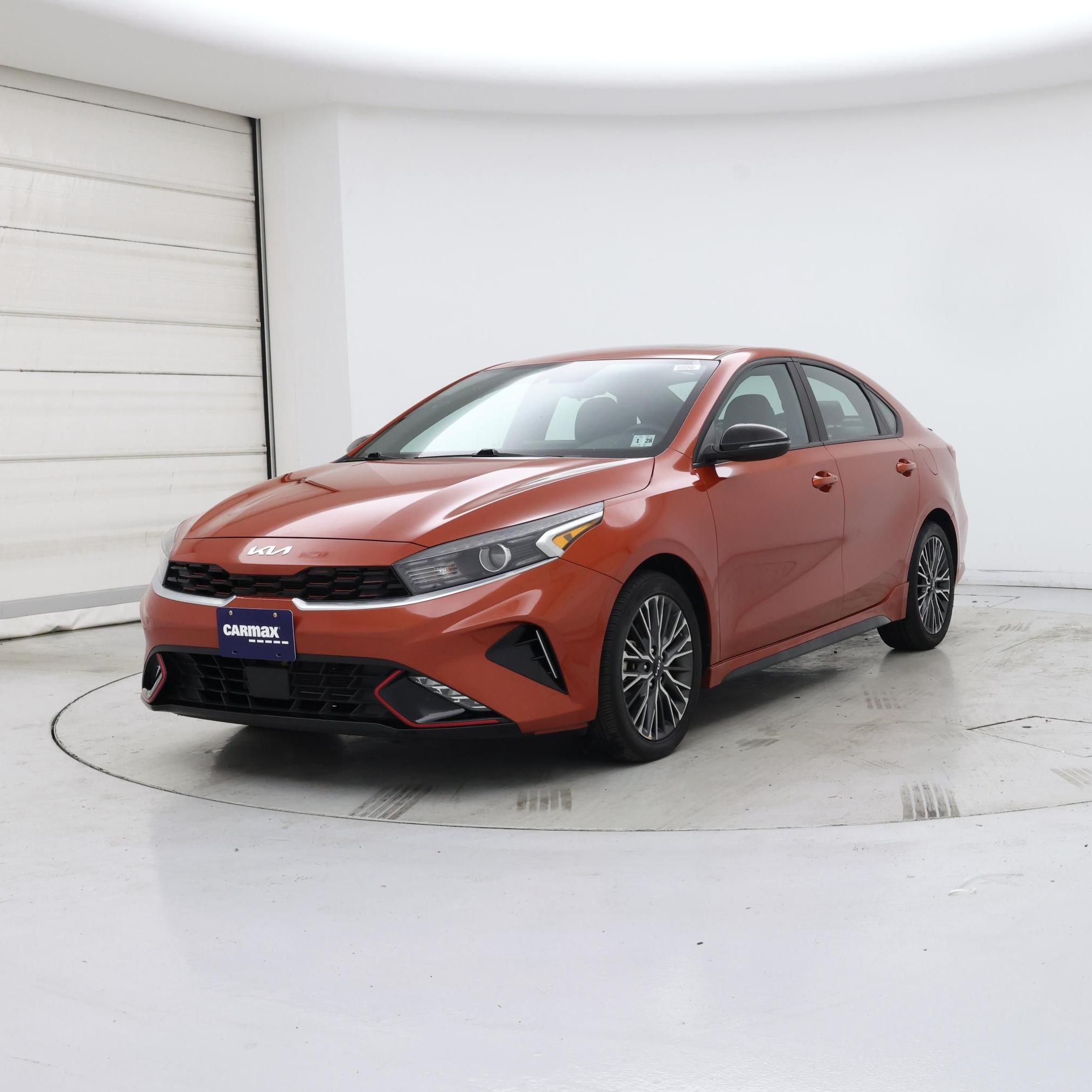 Thumbnail: 2023 Kia Forte - 4