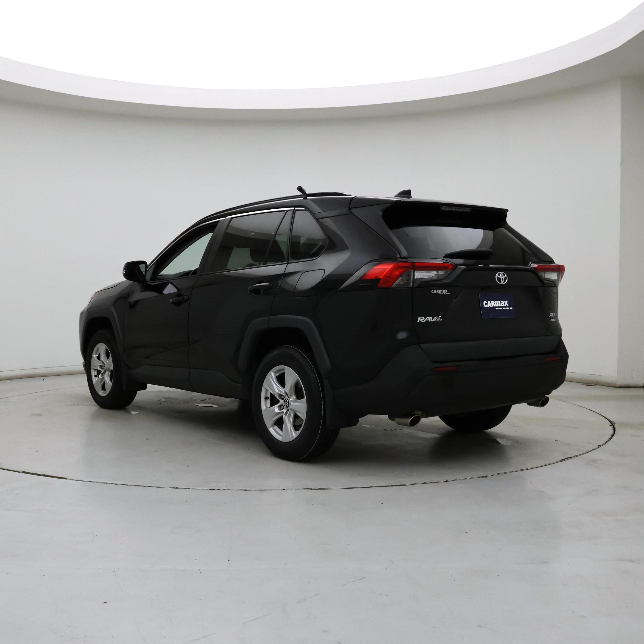 Thumbnail: 2021 Toyota RAV4 - 2