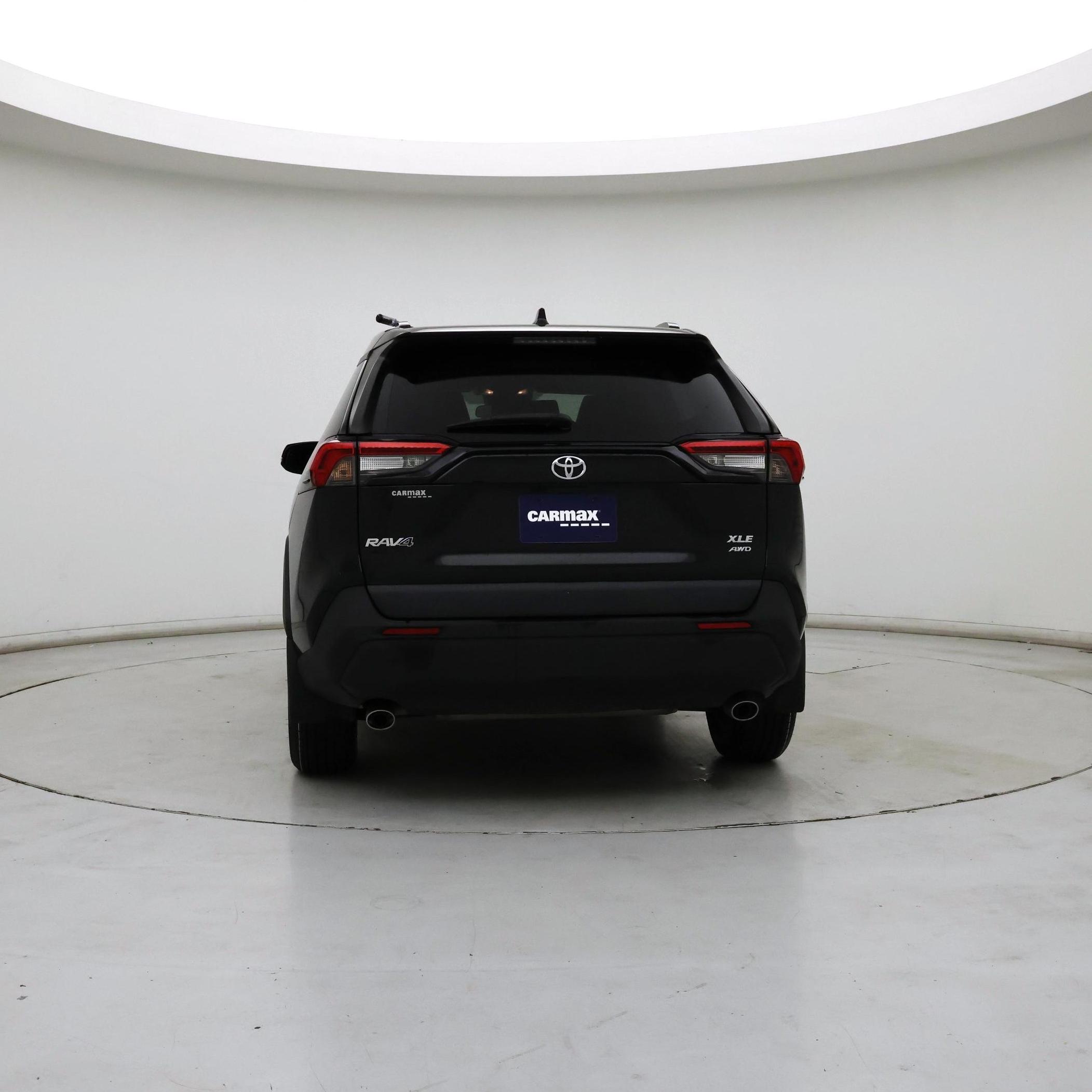 Thumbnail: 2021 Toyota RAV4 - 6