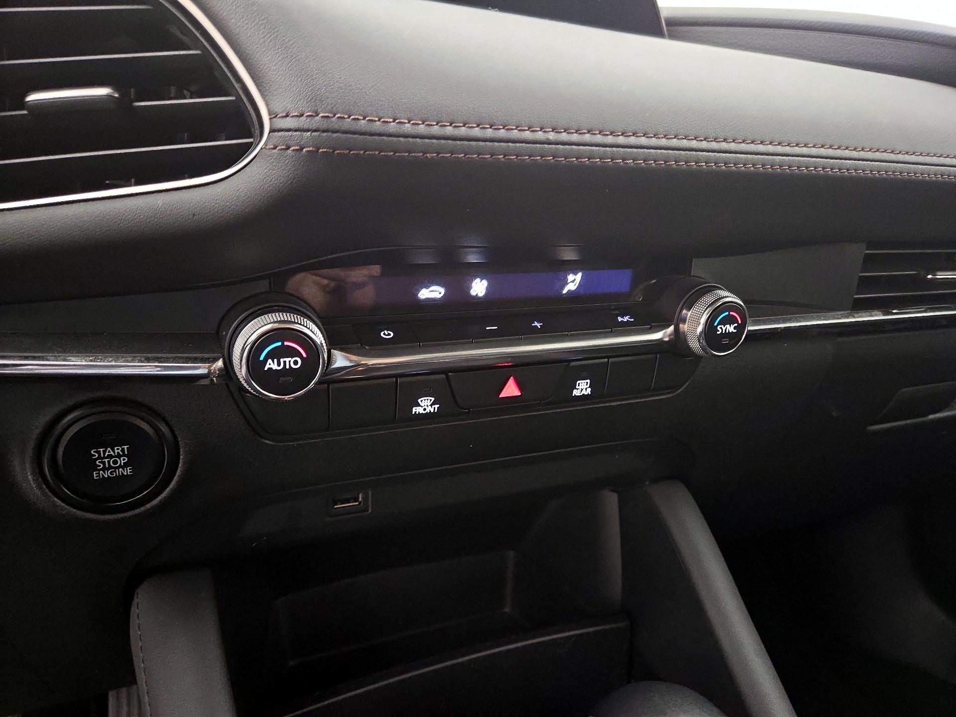 Thumbnail: 2019 Mazda Mazda3 - 16