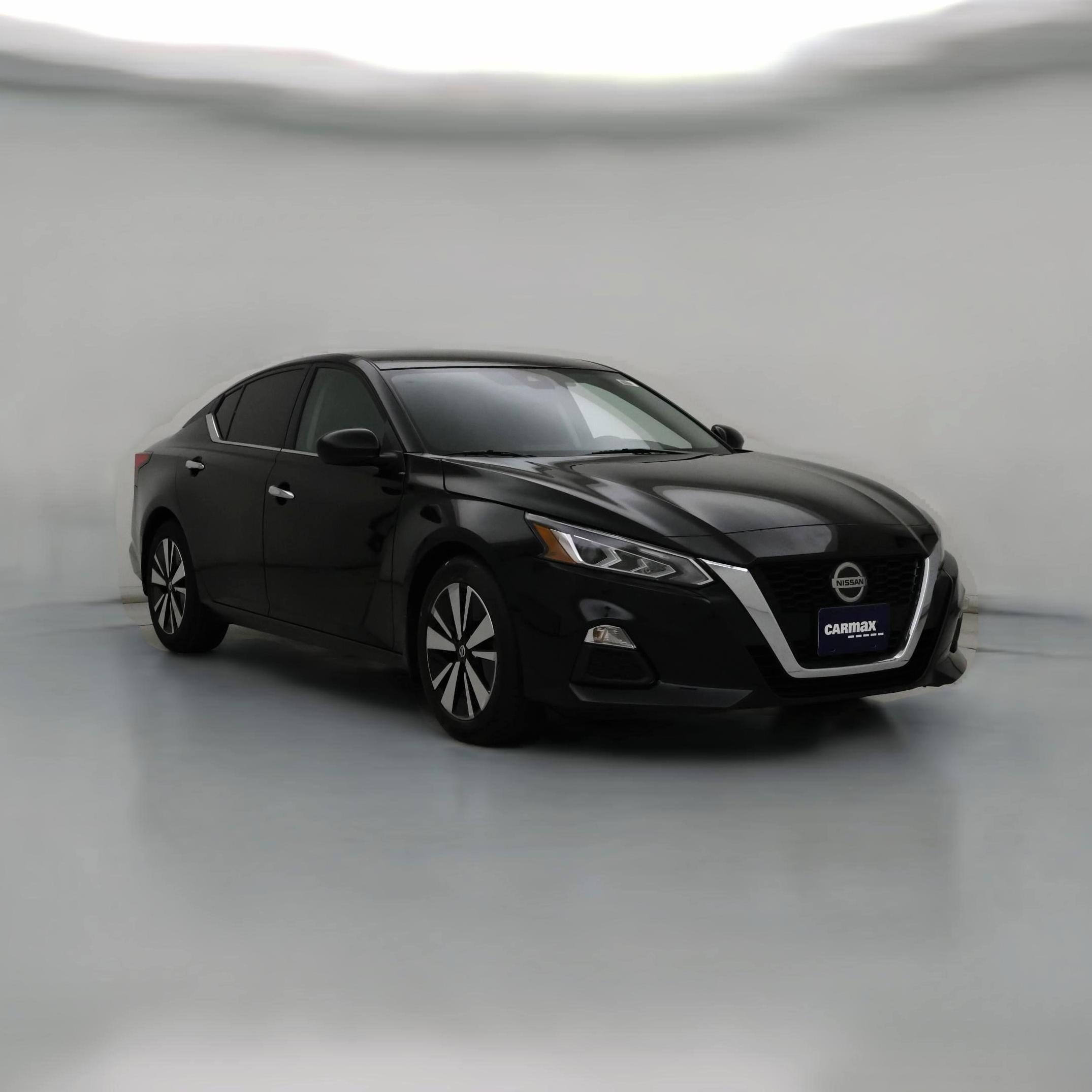 Thumbnail: 2022 Nissan Altima - 1