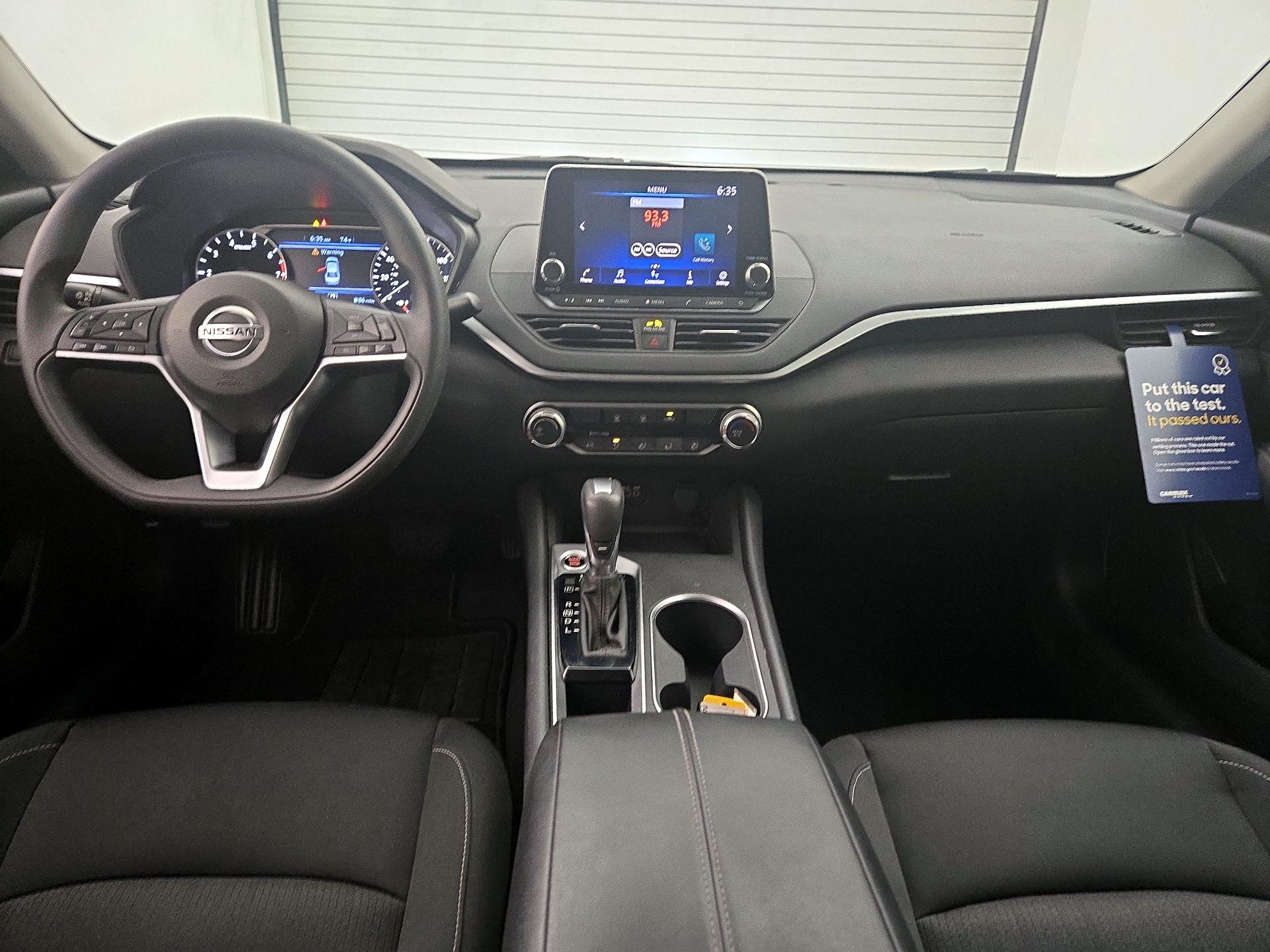 Thumbnail: 2022 Nissan Altima - 9