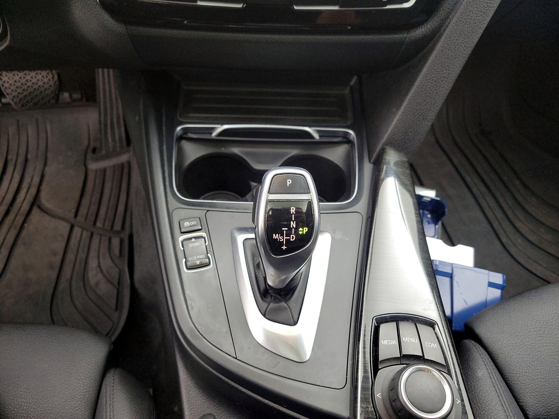 Thumbnail: 2018 BMW 3 Series - 16
