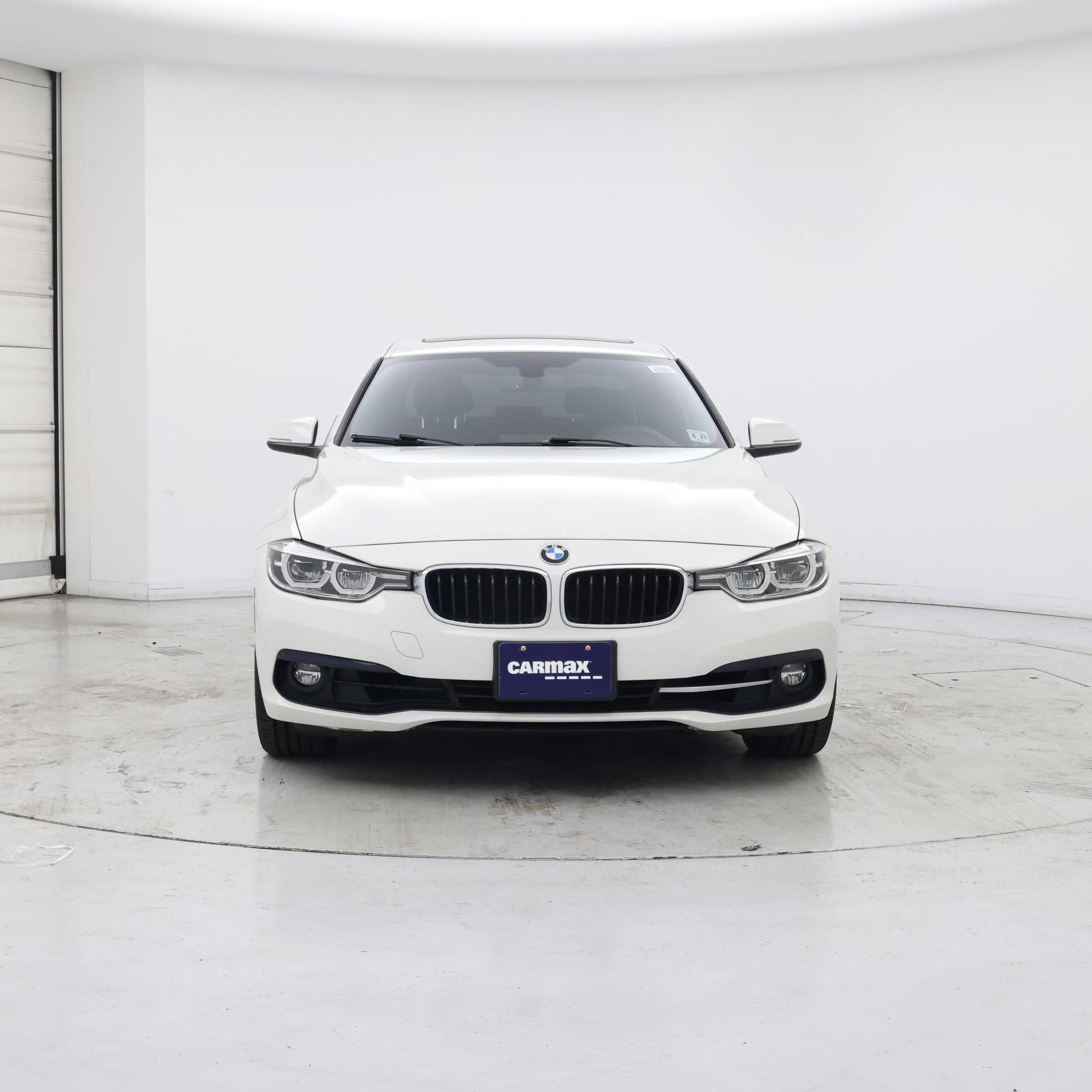 Thumbnail: 2018 BMW 3 Series - 5