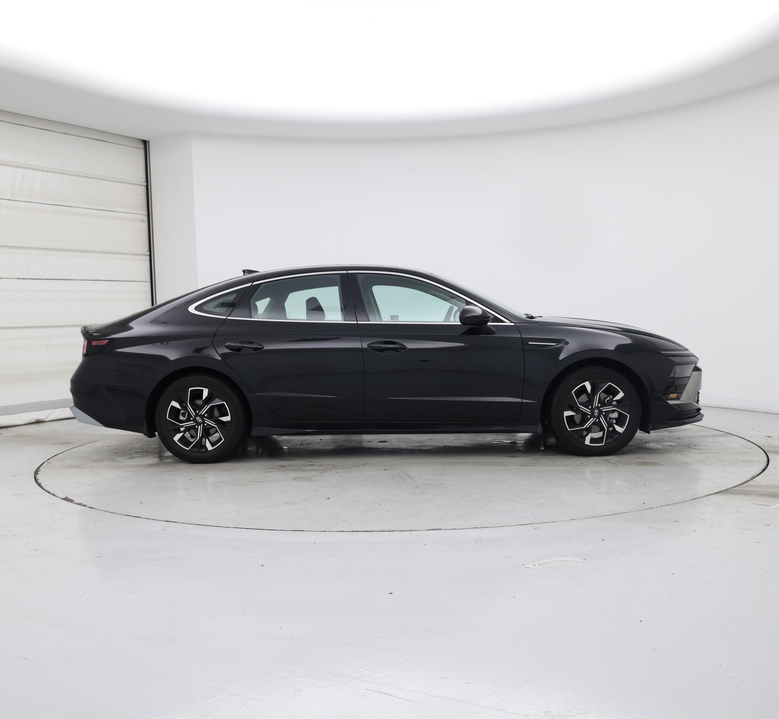 Thumbnail: 2024 Hyundai Sonata - 7