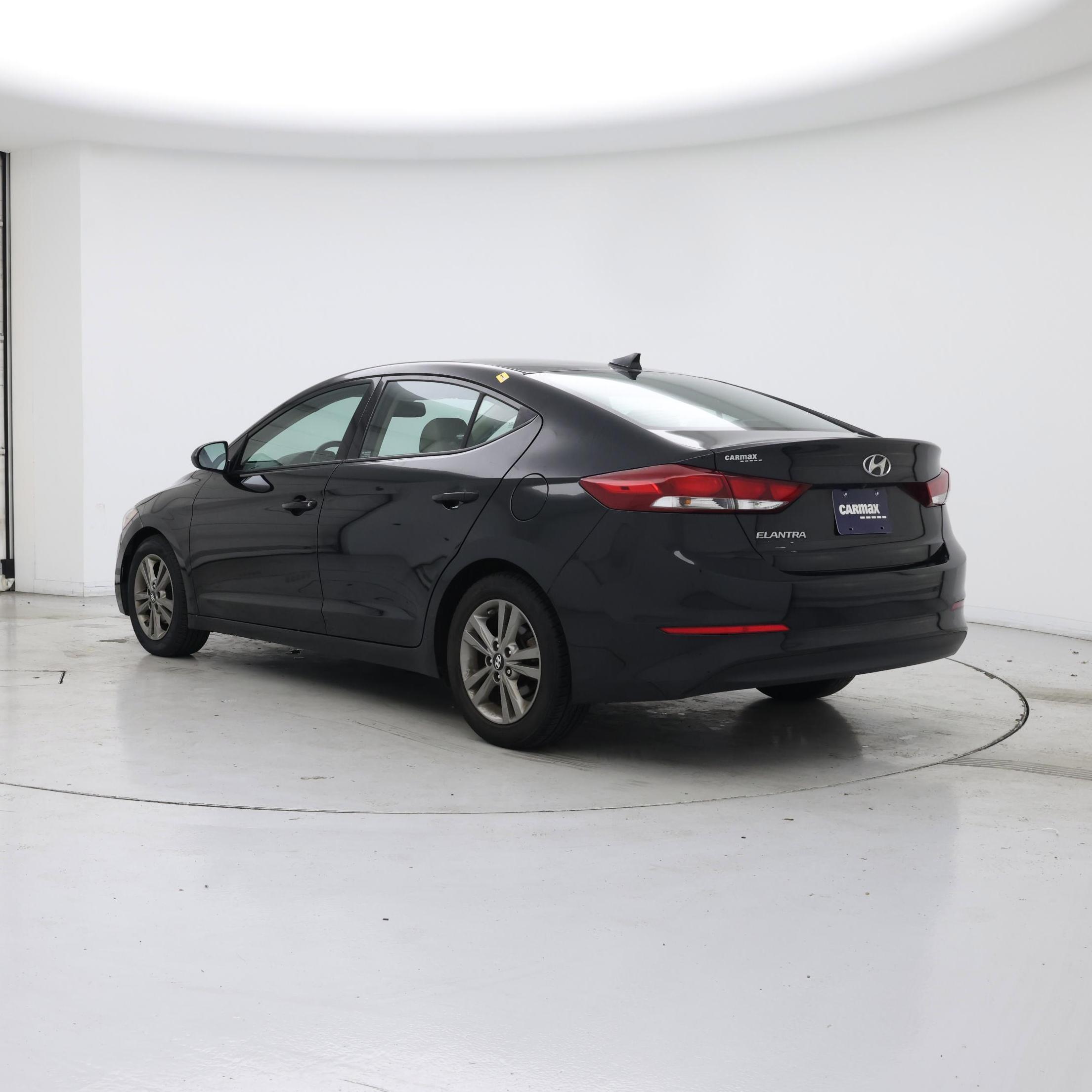 Thumbnail: 2018 Hyundai Elantra - 2