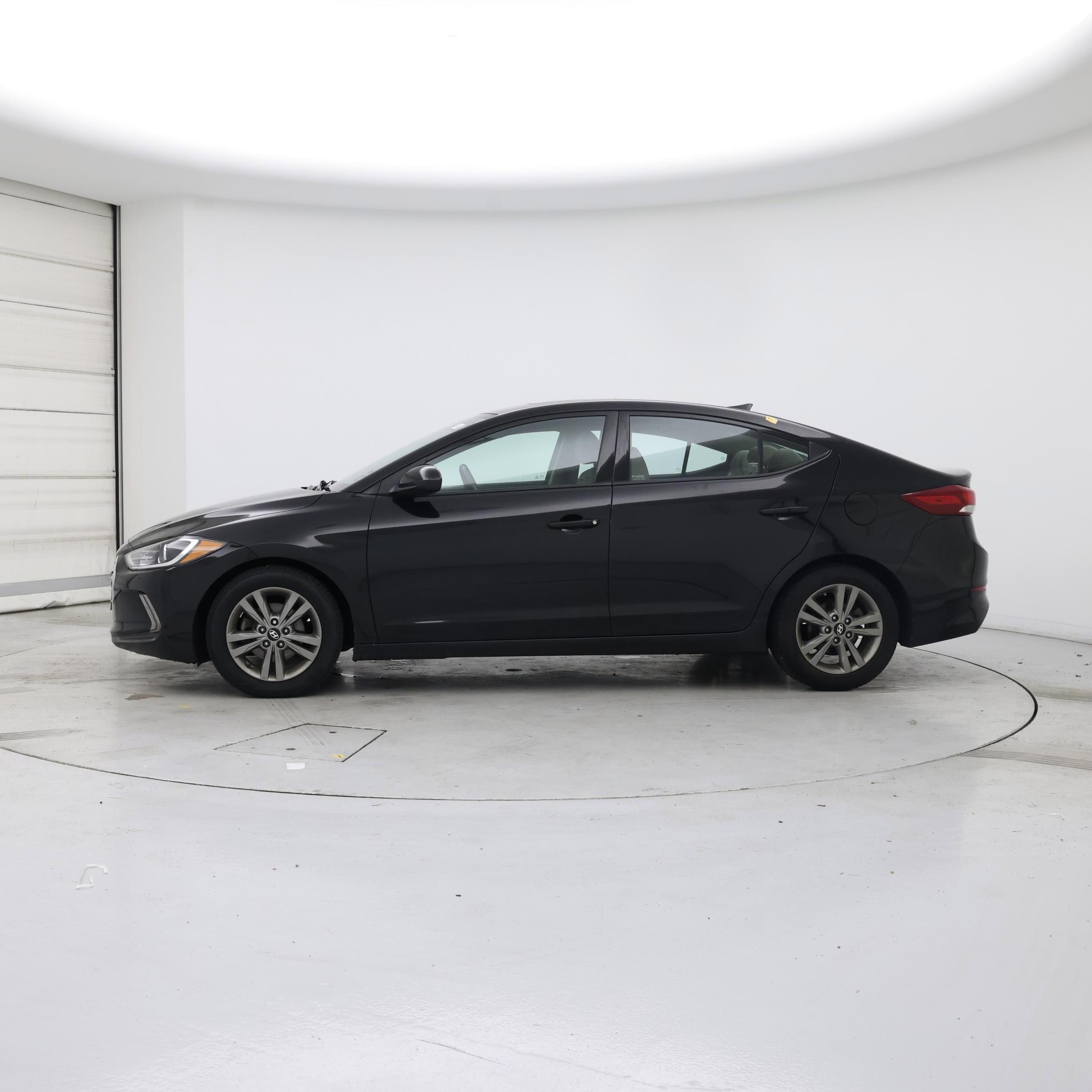 Thumbnail: 2018 Hyundai Elantra - 3