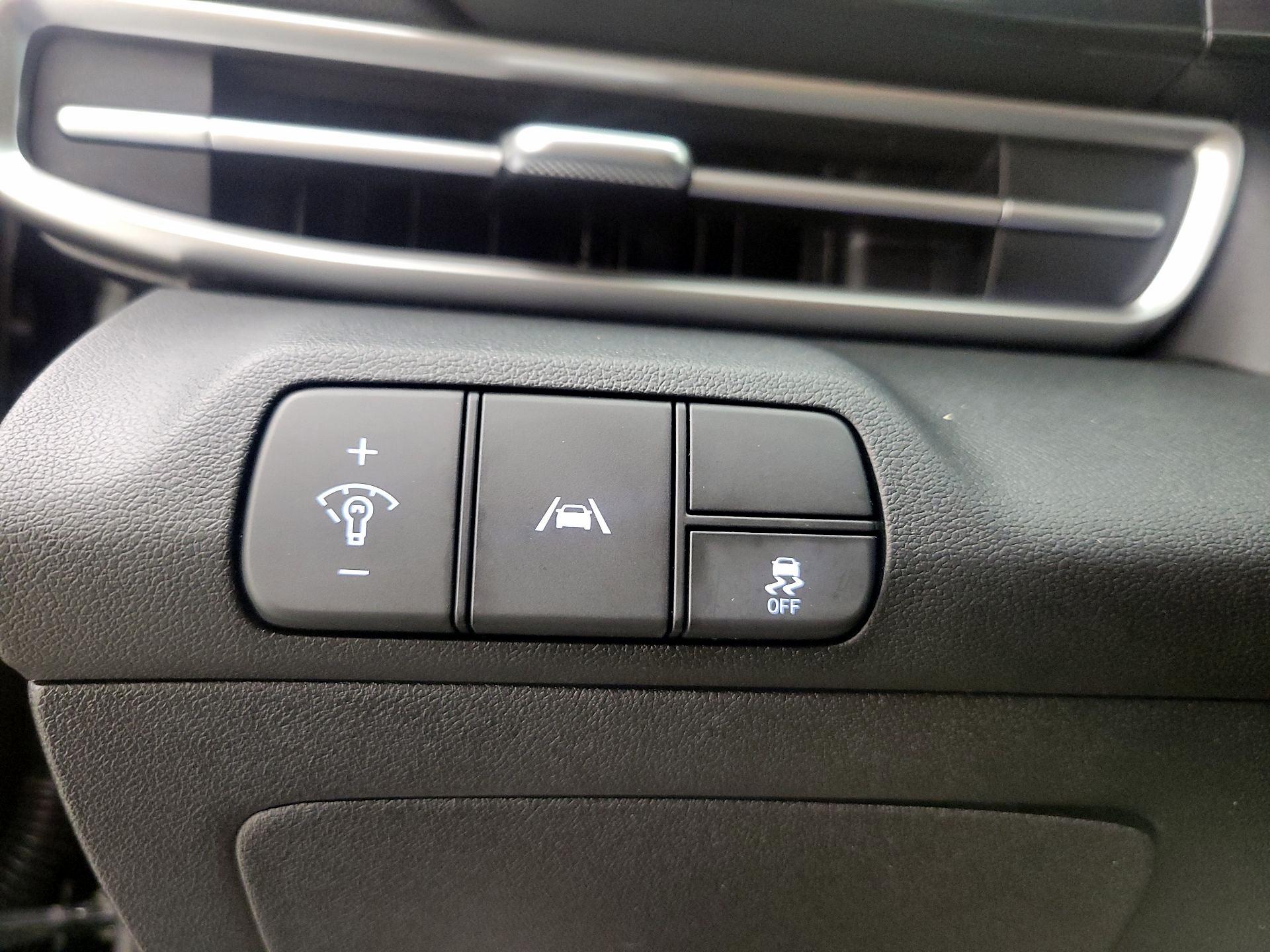 Thumbnail: 2021 Hyundai Elantra - 13