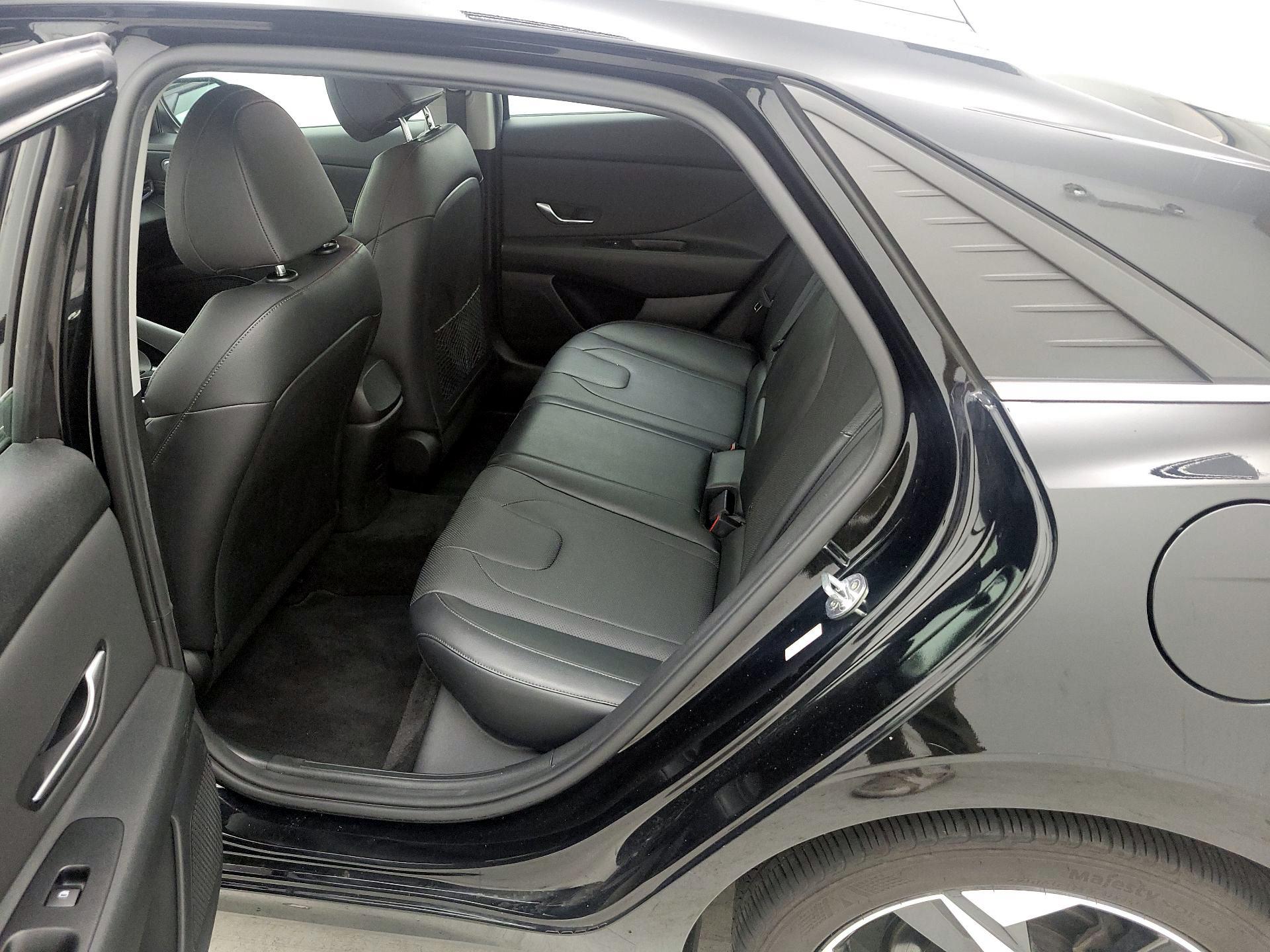 Thumbnail: 2021 Hyundai Elantra - 20