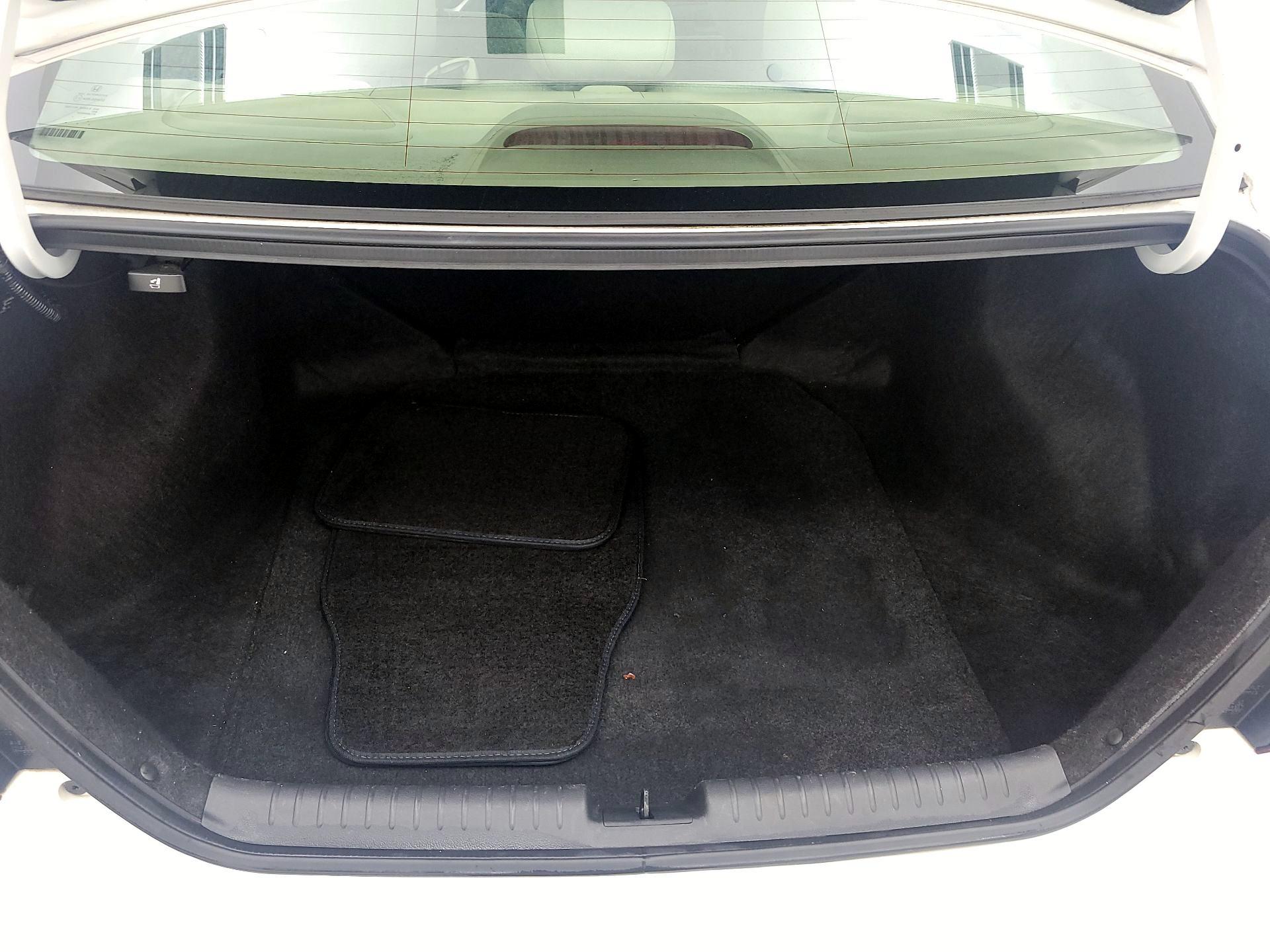 Thumbnail: 2015 Honda Civic - 20
