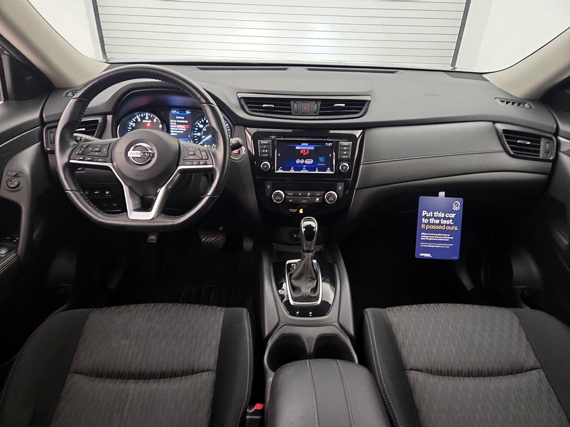 Thumbnail: 2020 Nissan Rogue - 9