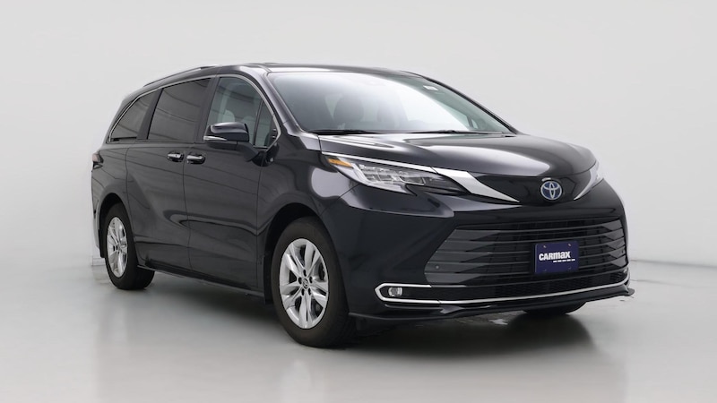 2024 Toyota Sienna Limited Hero Image
