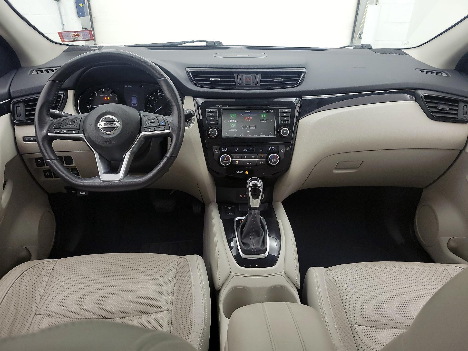 Thumbnail: 2019 Nissan Rogue Sport - 9