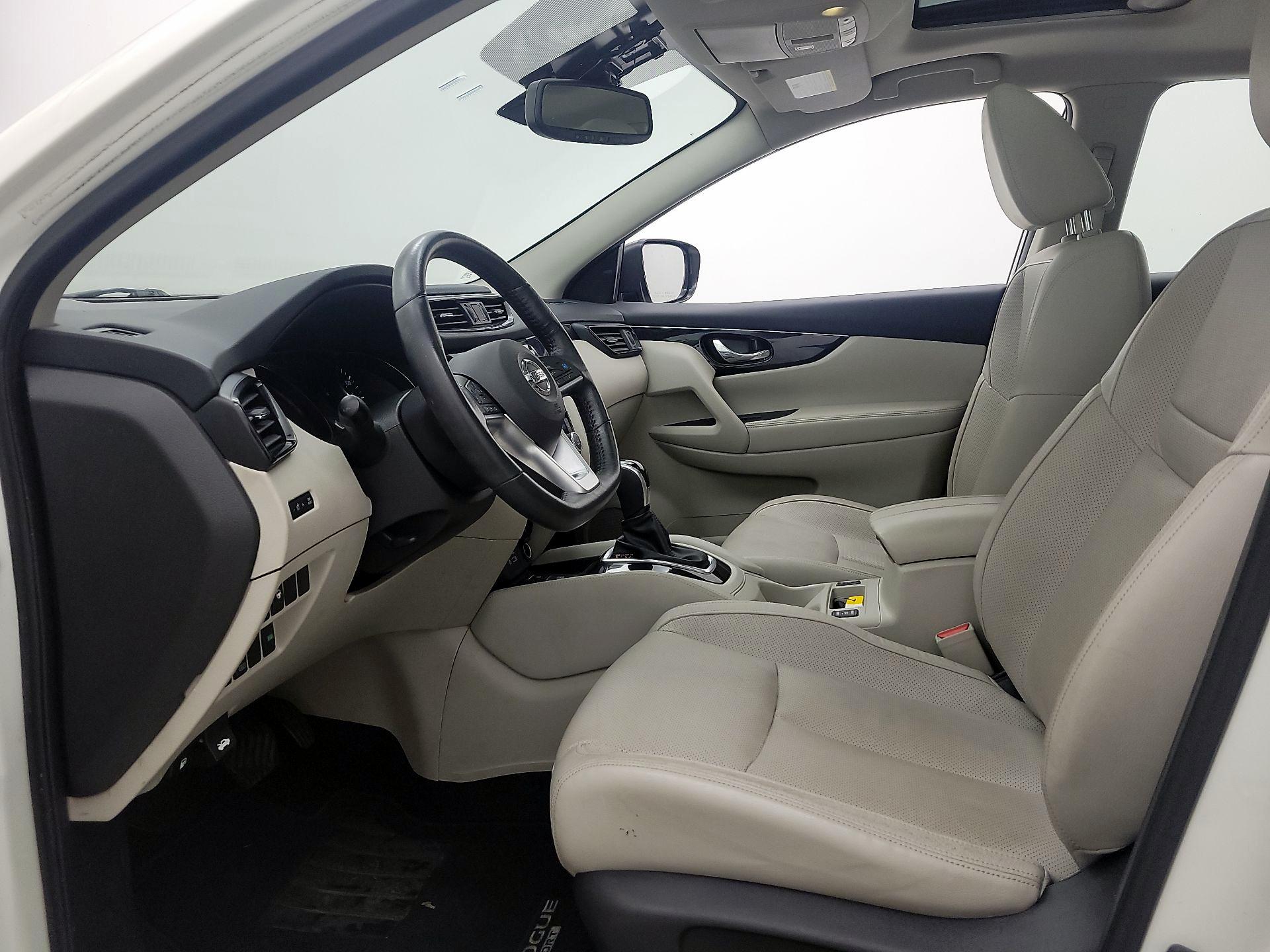 Thumbnail: 2019 Nissan Rogue Sport - 11