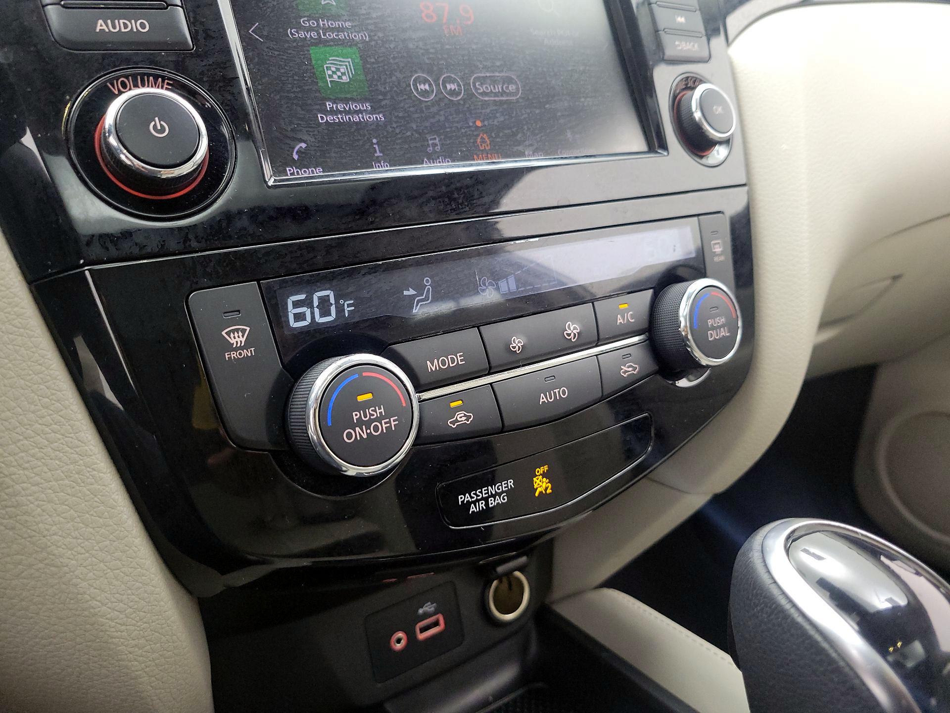 Thumbnail: 2019 Nissan Rogue Sport - 16