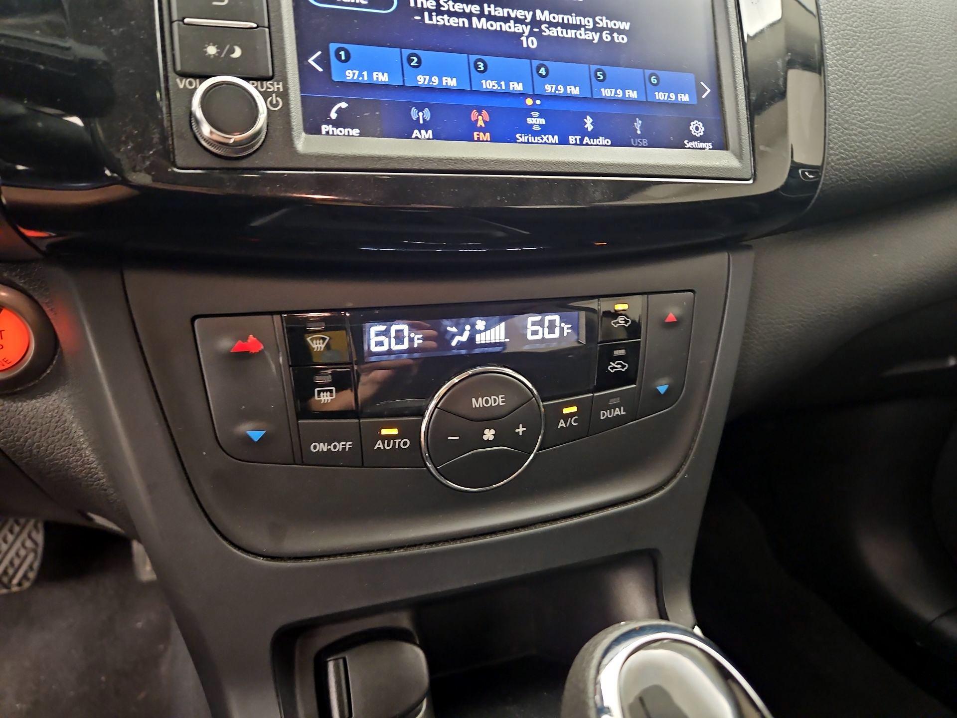 Thumbnail: 2019 Nissan Sentra - 16