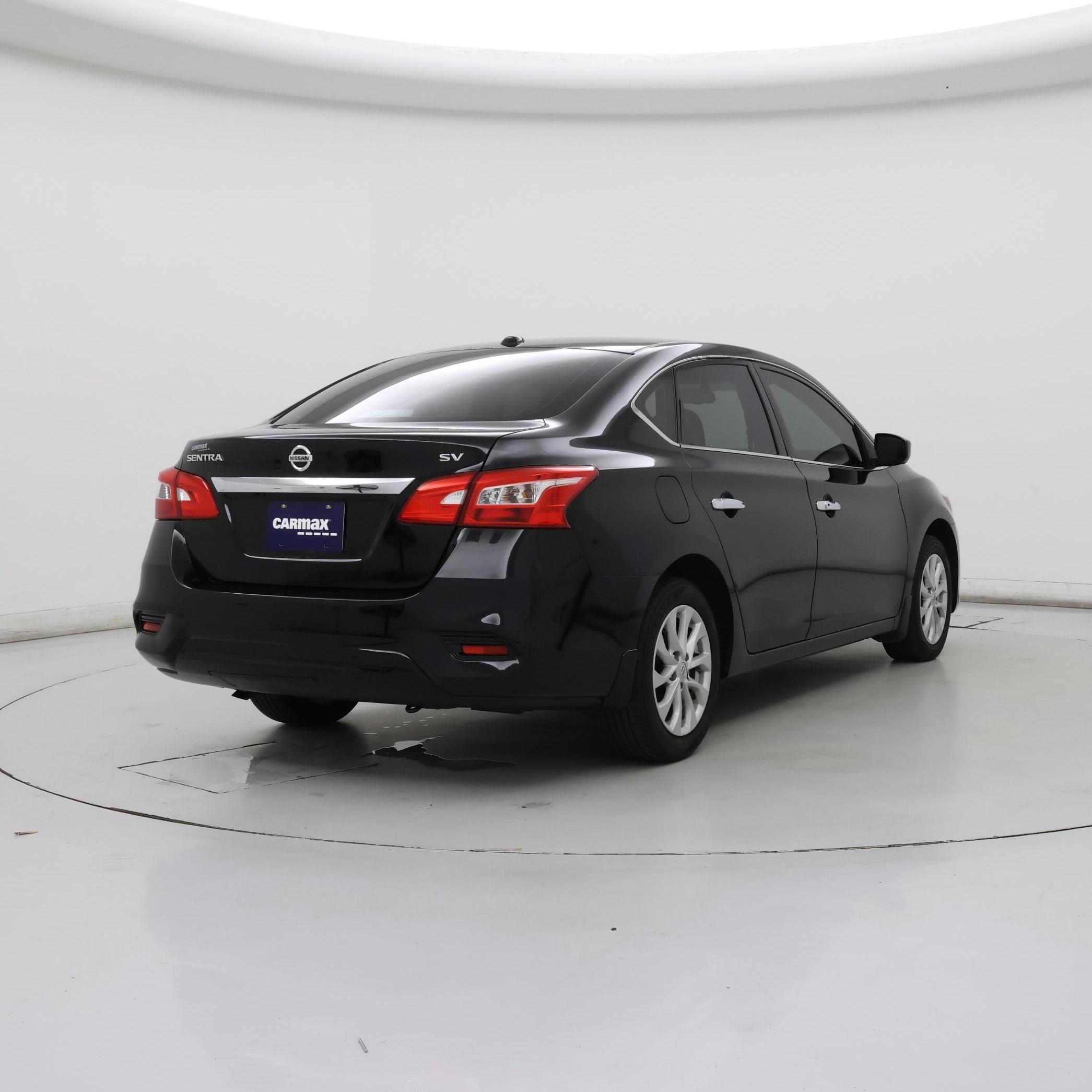 Thumbnail: 2019 Nissan Sentra - 8