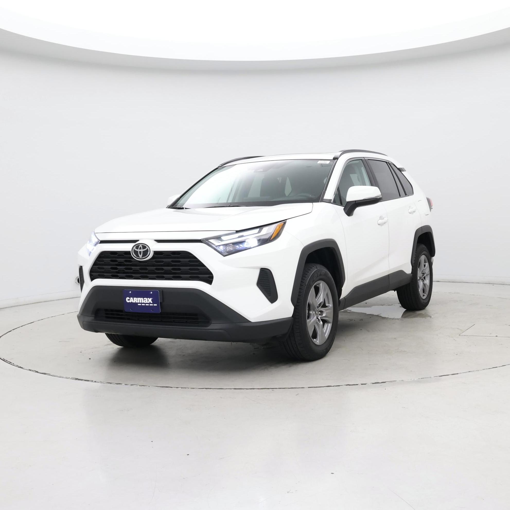 Thumbnail: 2022 Toyota RAV4 - 4