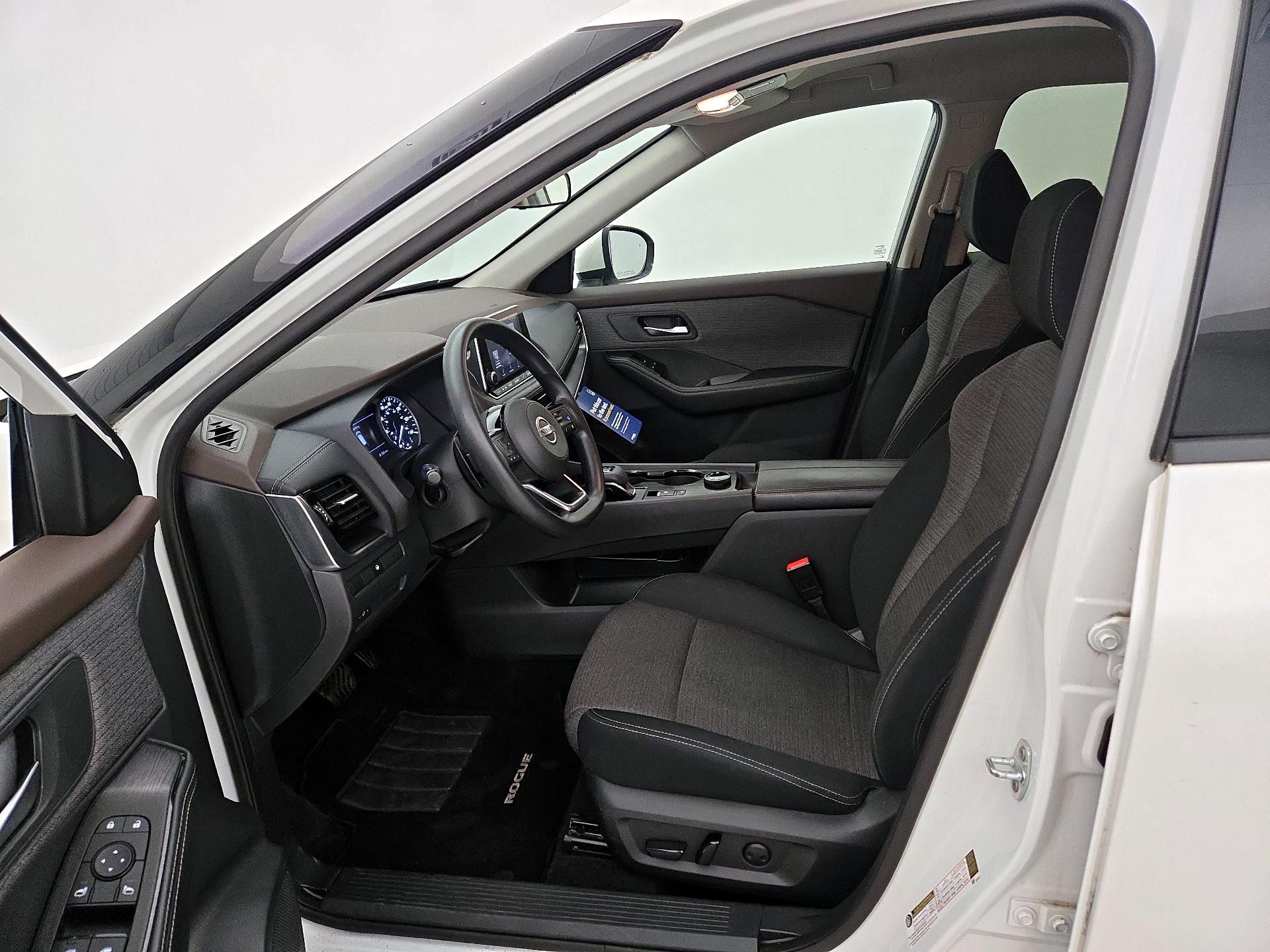 Thumbnail: 2021 Nissan Rogue - 11