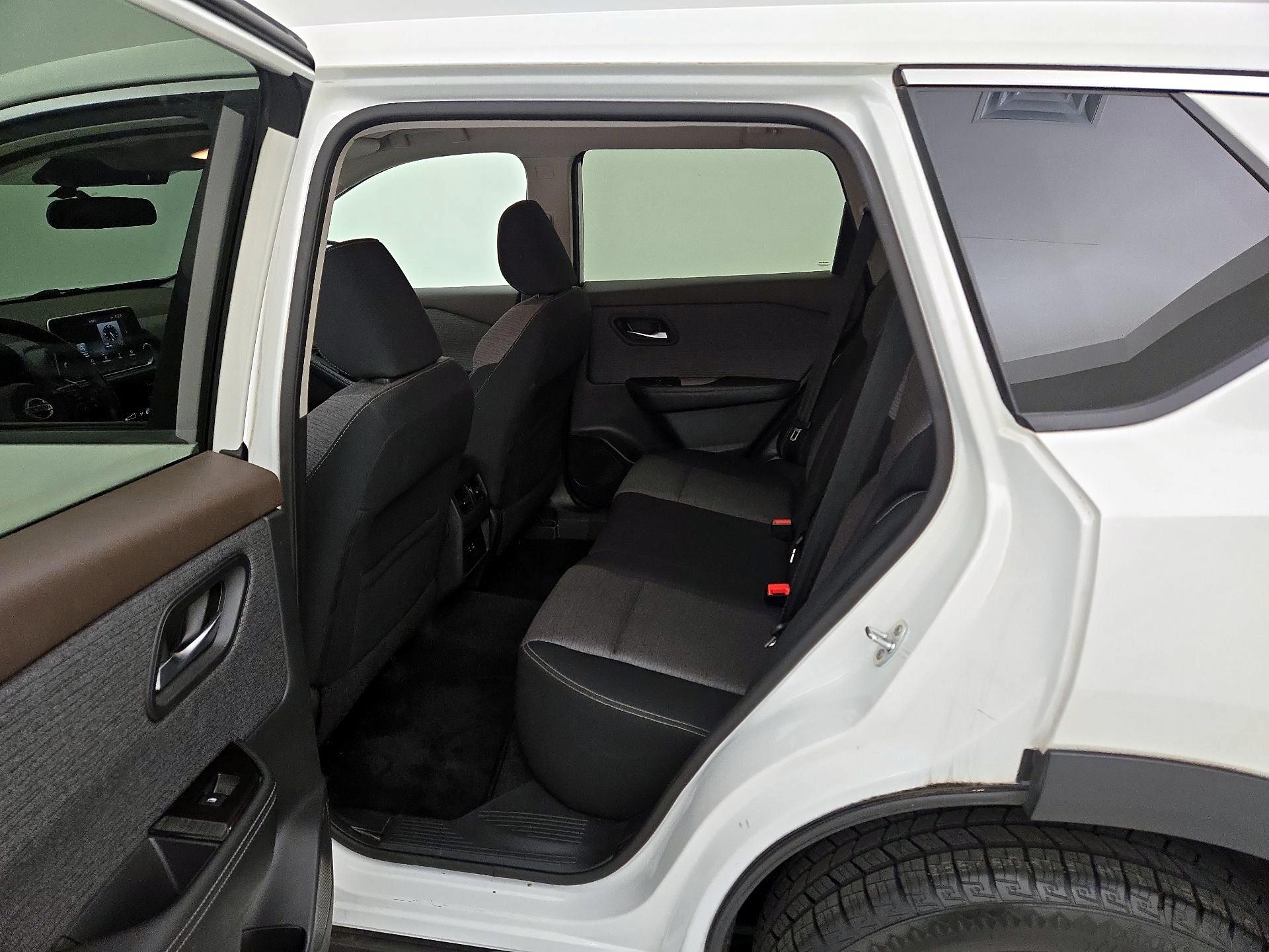 Thumbnail: 2021 Nissan Rogue - 19