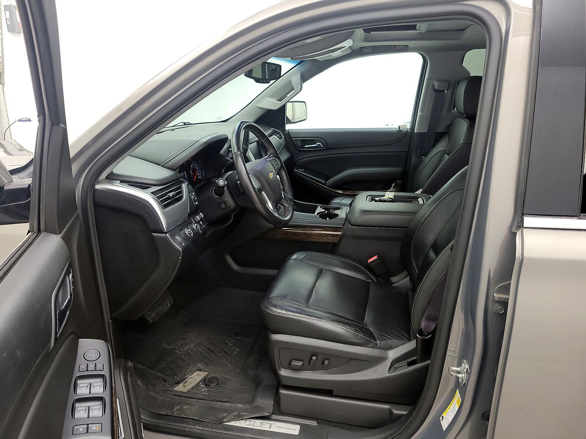 Thumbnail: 2017 Chevrolet Suburban - 11