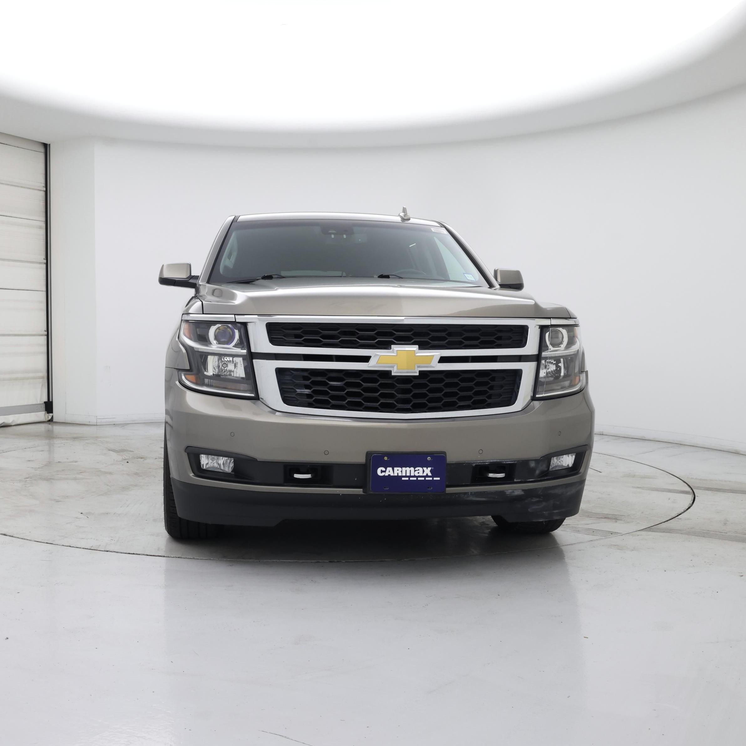 Thumbnail: 2017 Chevrolet Suburban - 5