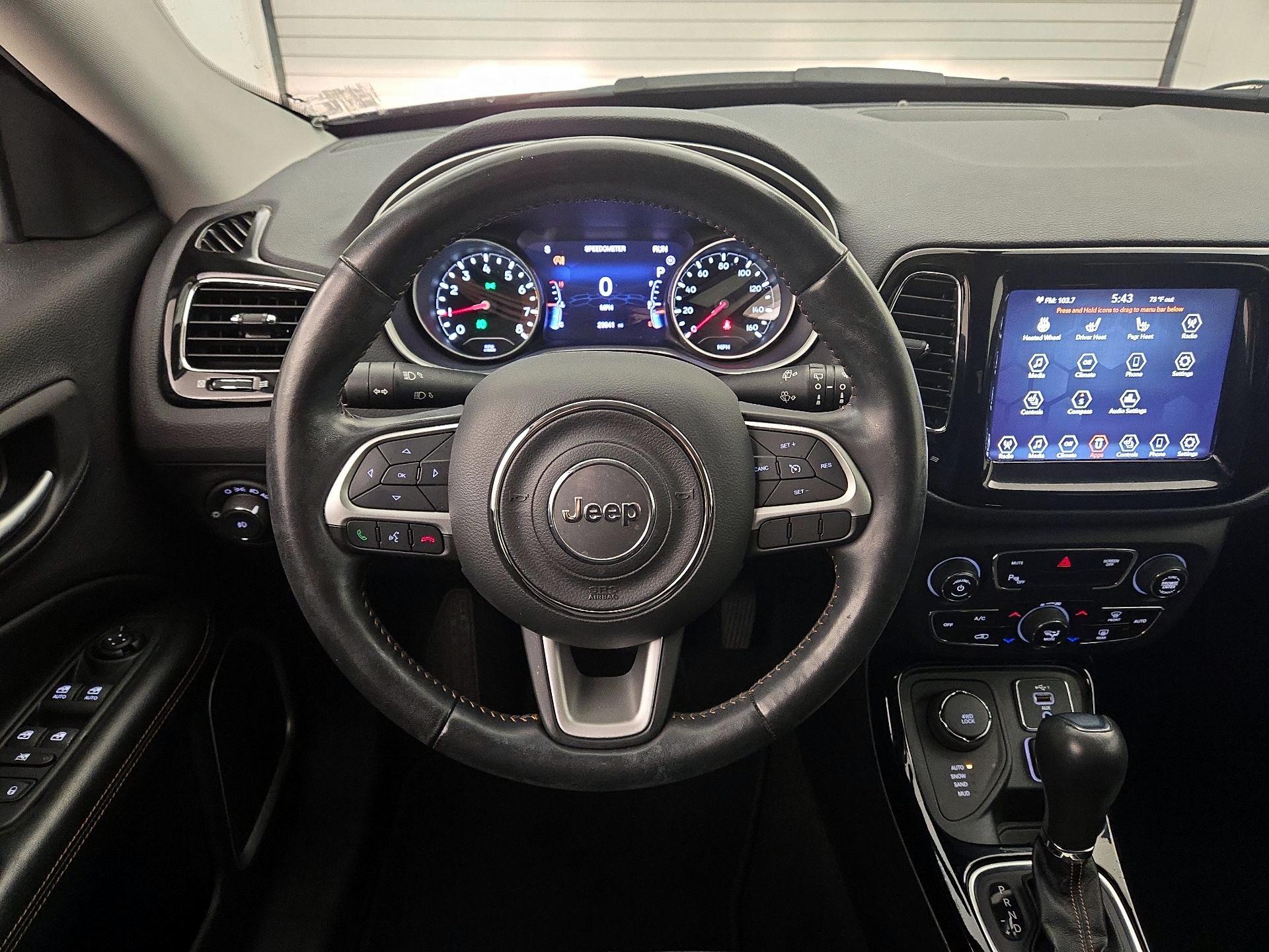 Thumbnail: 2020 Jeep Compass - 10