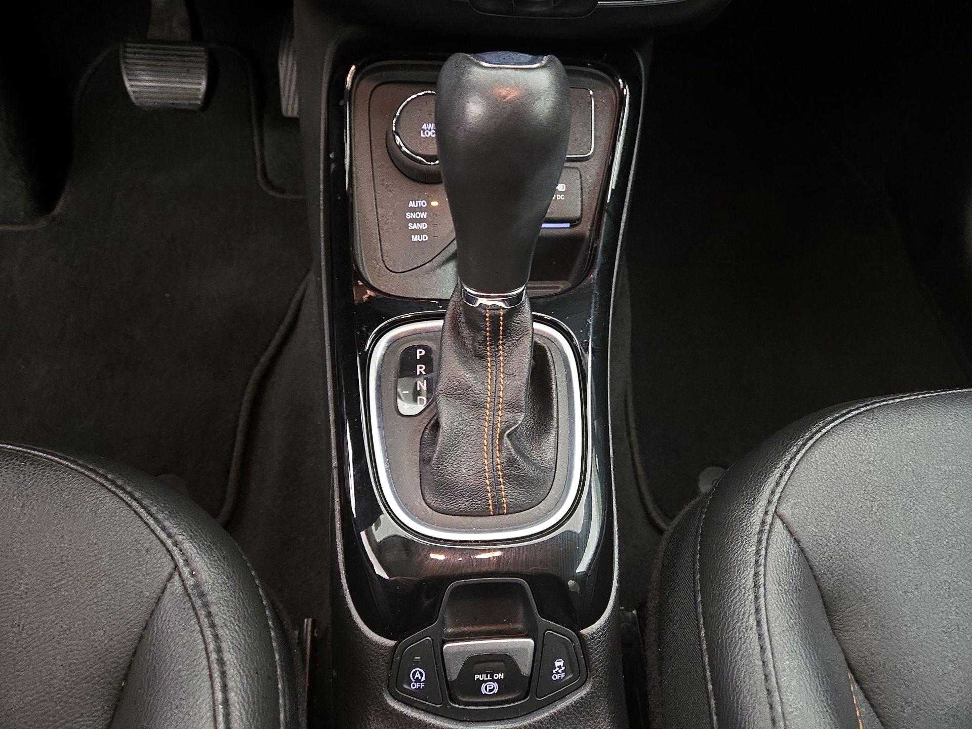 Thumbnail: 2020 Jeep Compass - 17