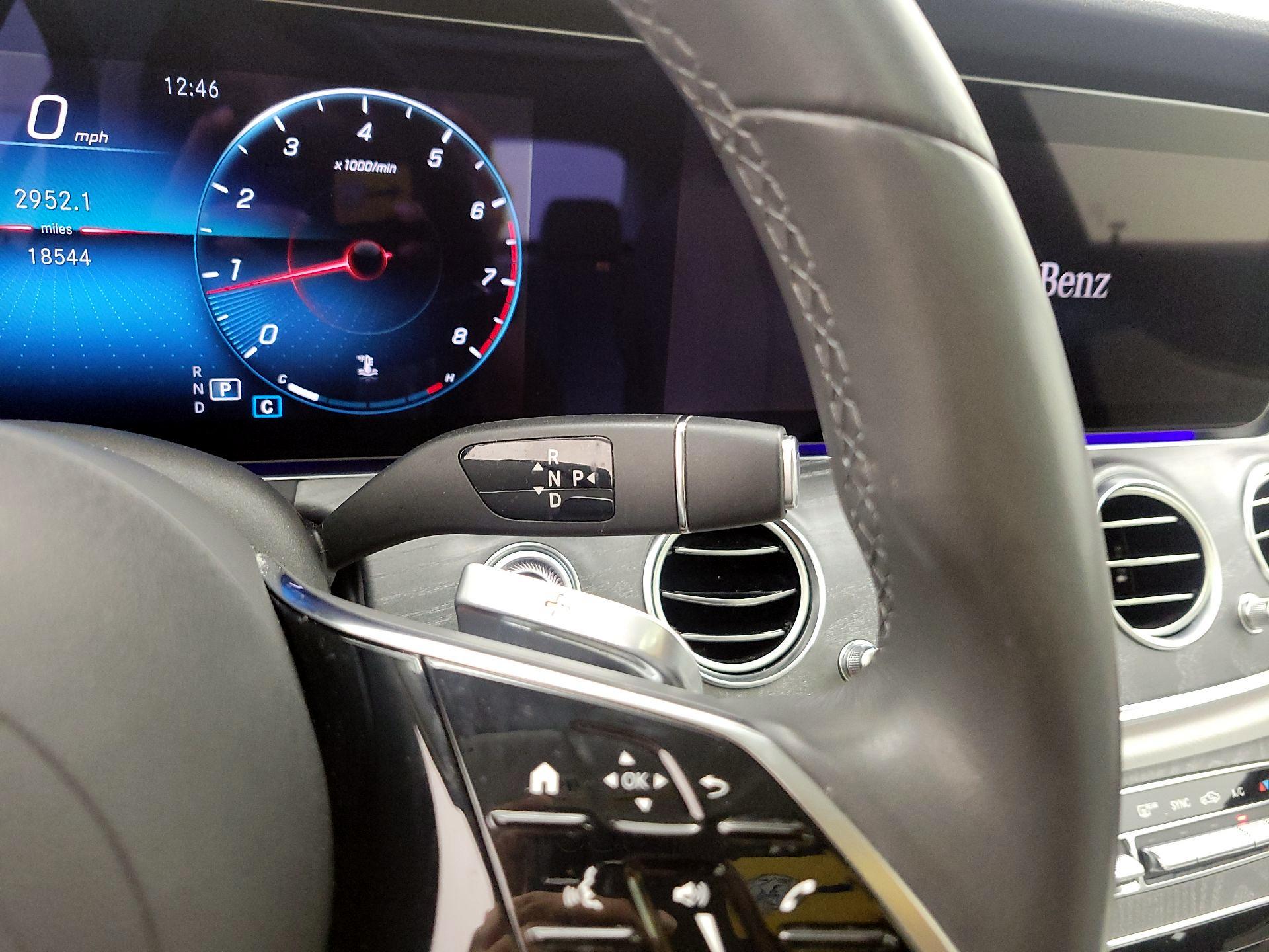 Thumbnail: 2022 Mercedes-Benz E-Class - 17
