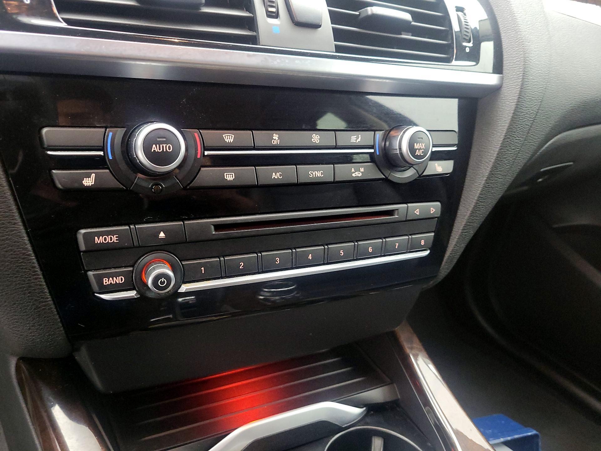 Thumbnail: 2016 BMW X3 - 16