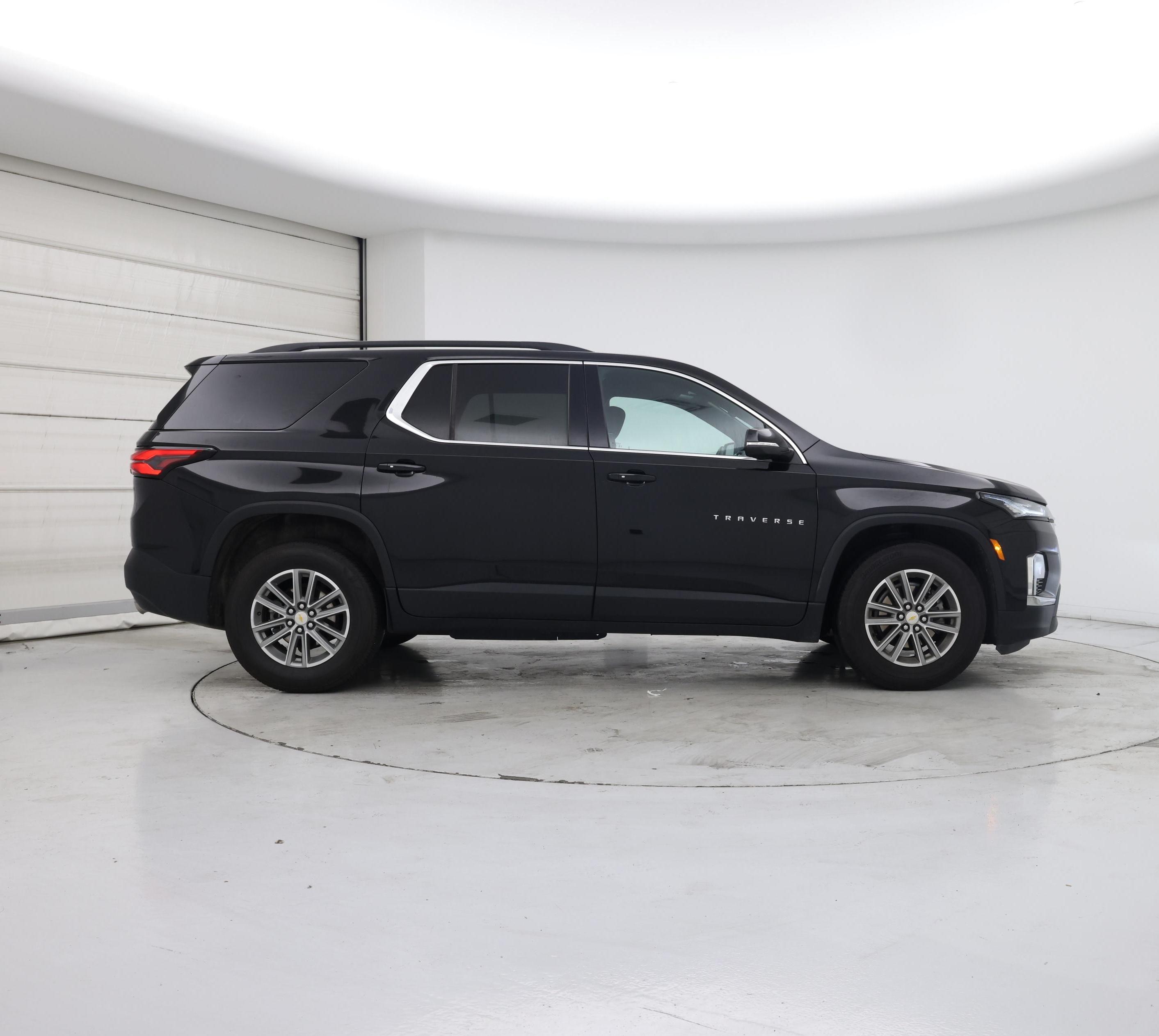 Thumbnail: 2023 Chevrolet Traverse - 7