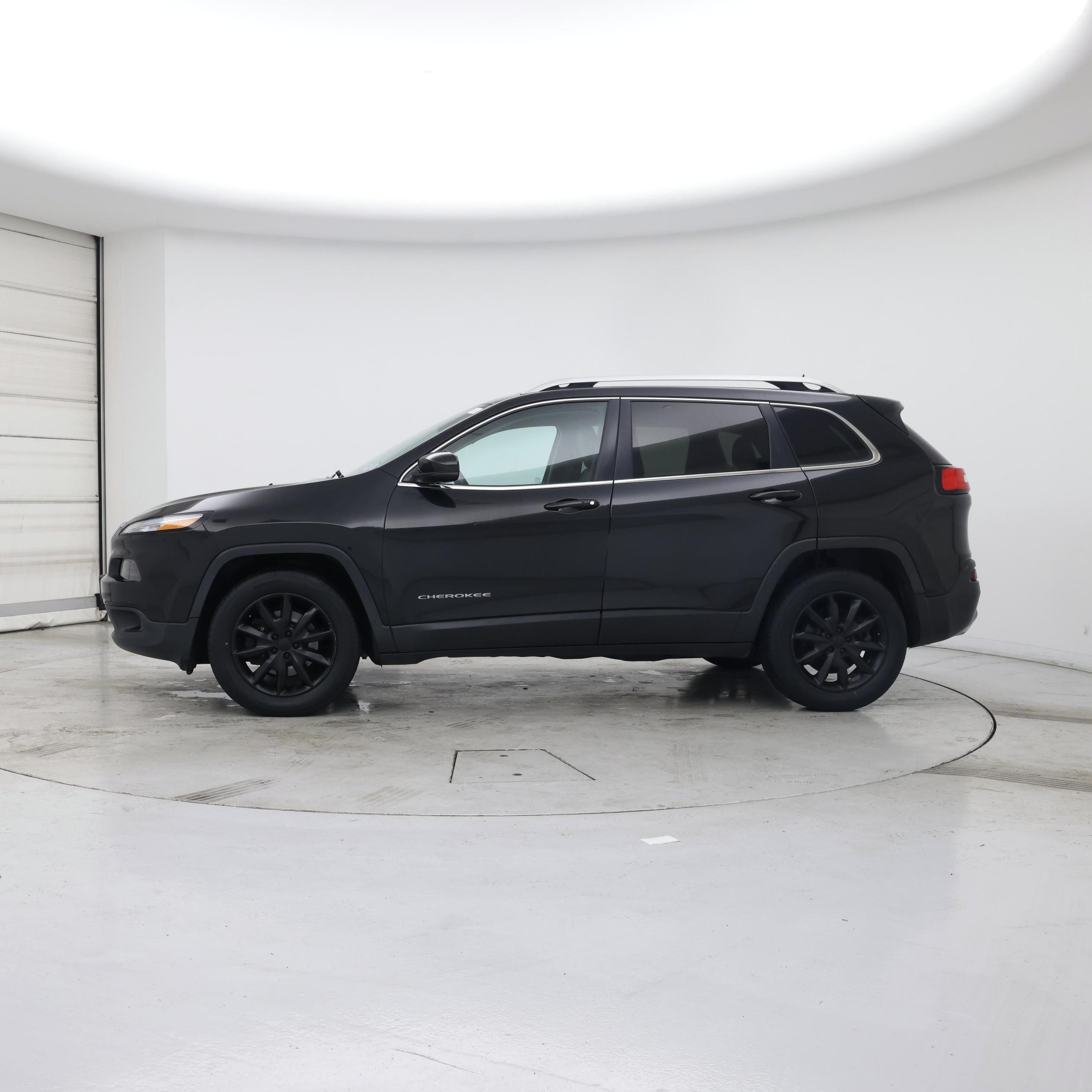 Thumbnail: 2016 Jeep Cherokee - 3