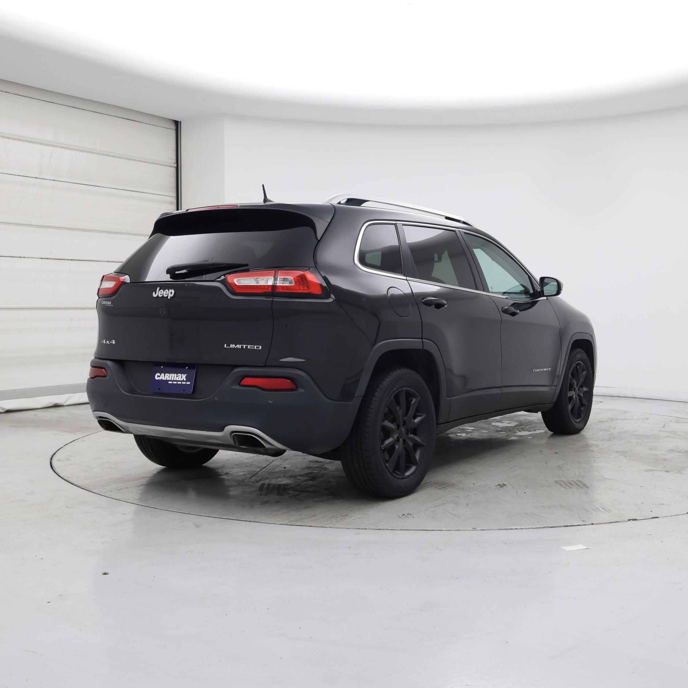 Thumbnail: 2016 Jeep Cherokee - 8