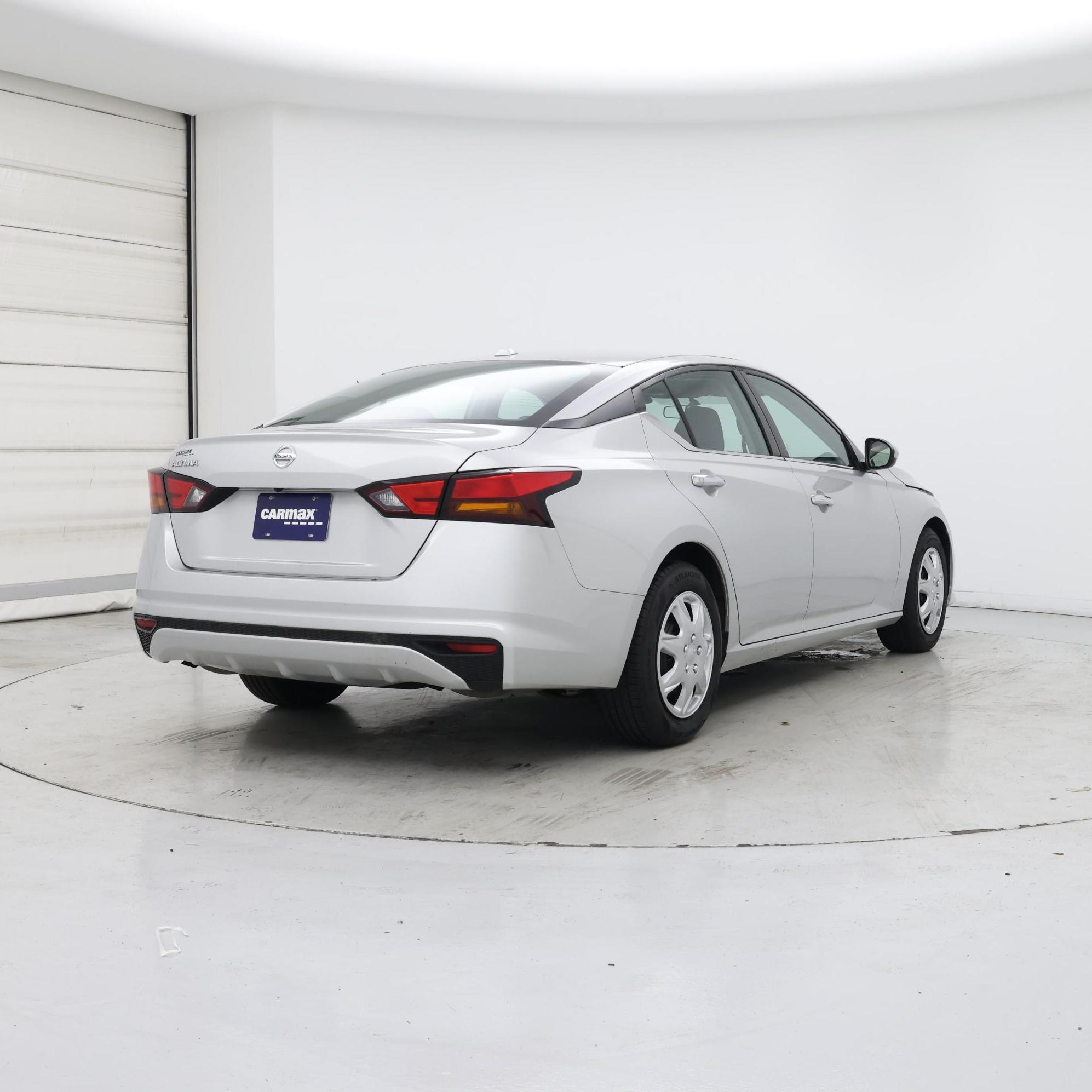 Thumbnail: 2020 Nissan Altima - 8