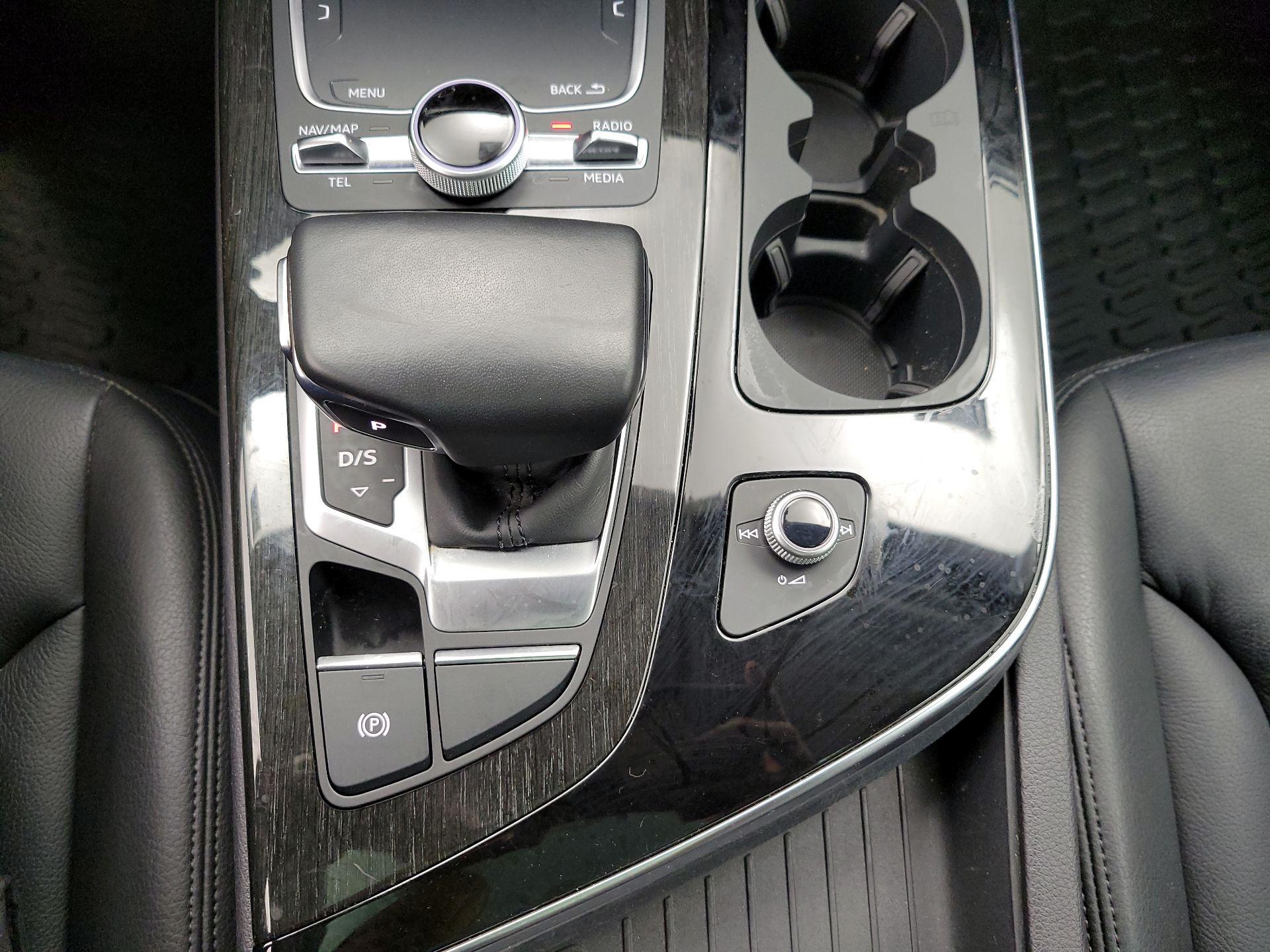 Thumbnail: 2019 Audi Q7 - 18