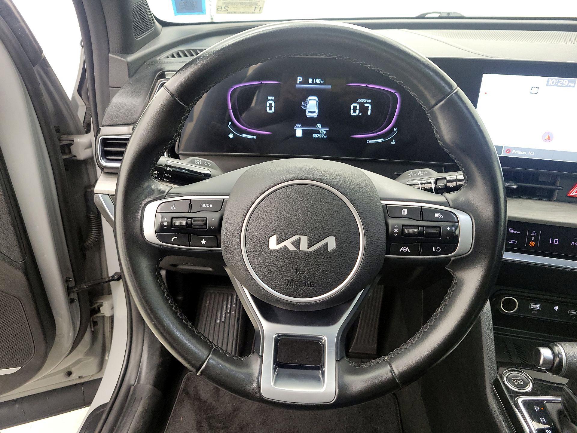 Thumbnail: 2023 Kia Sportage - 10