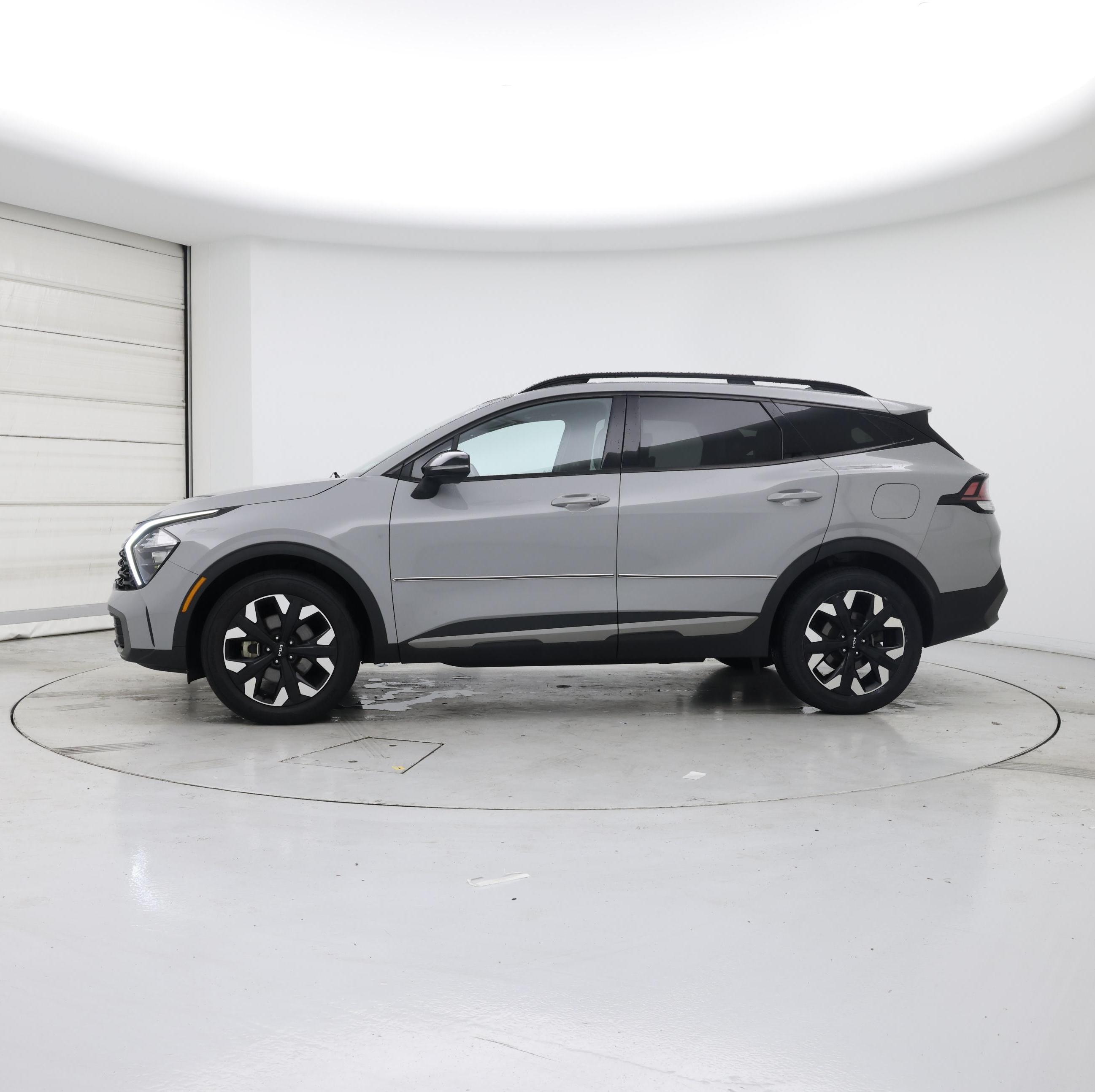 Thumbnail: 2023 Kia Sportage - 3