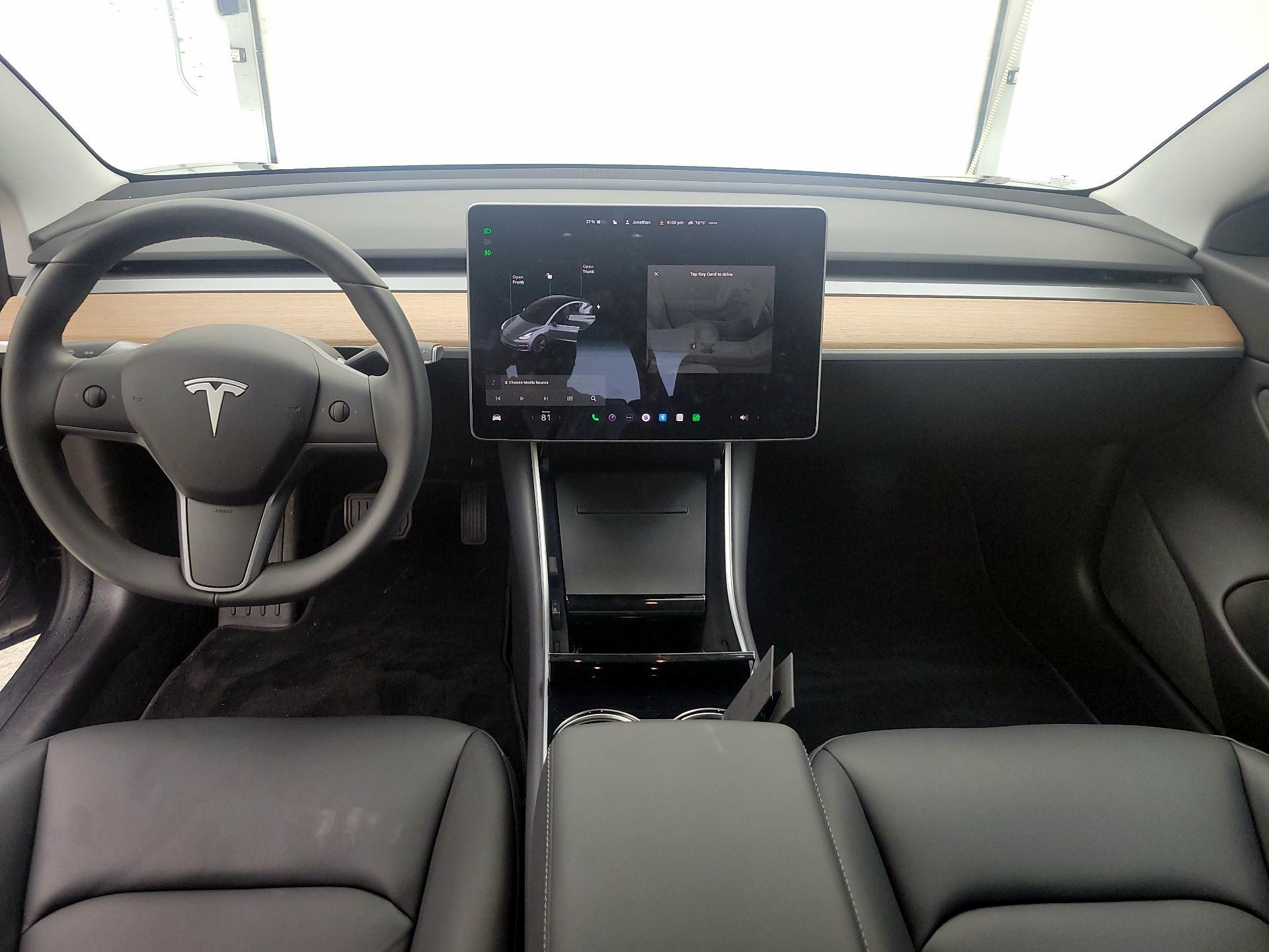 Thumbnail: 2018 Tesla Model 3 - 9