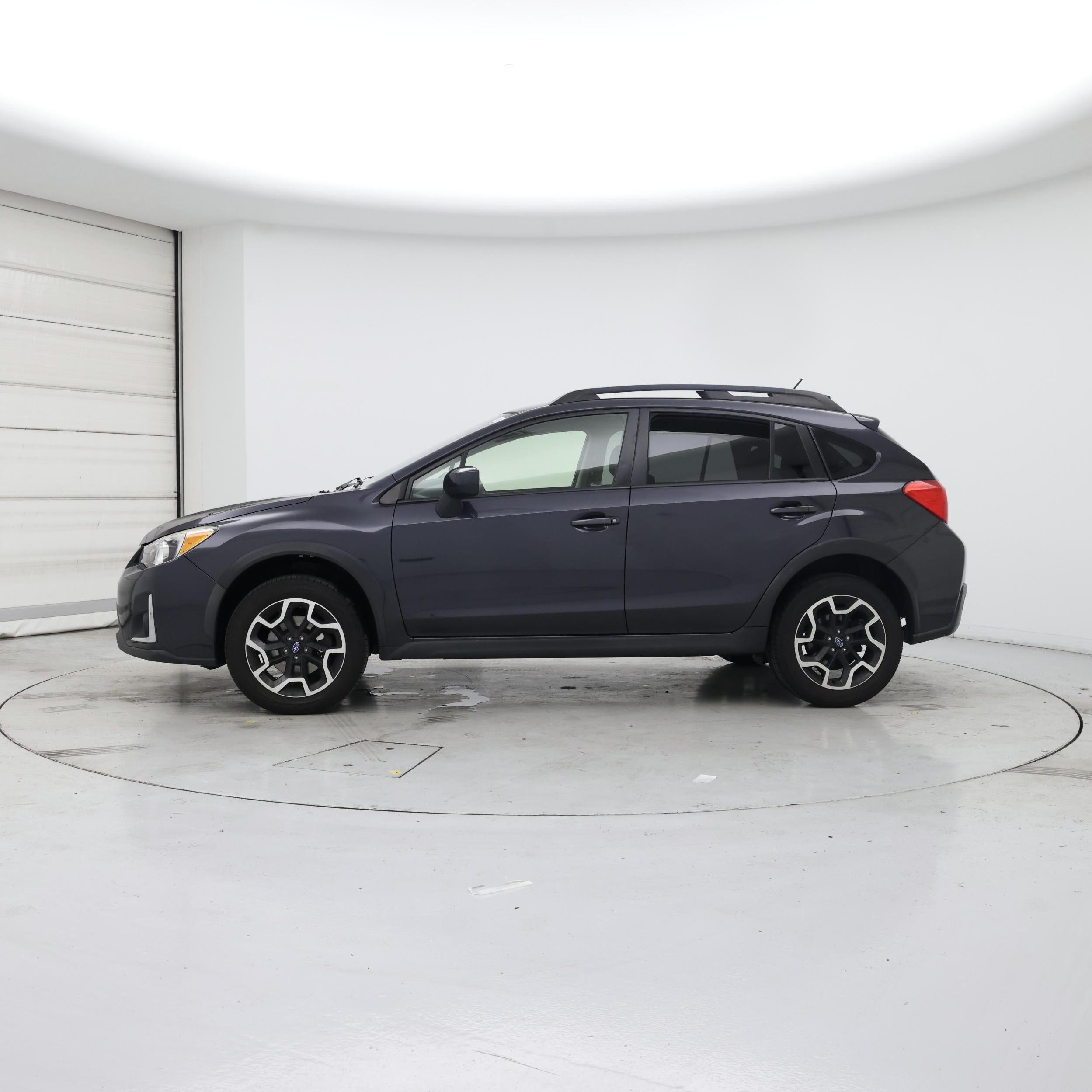 Thumbnail: 2016 Subaru XV Crosstrek - 3