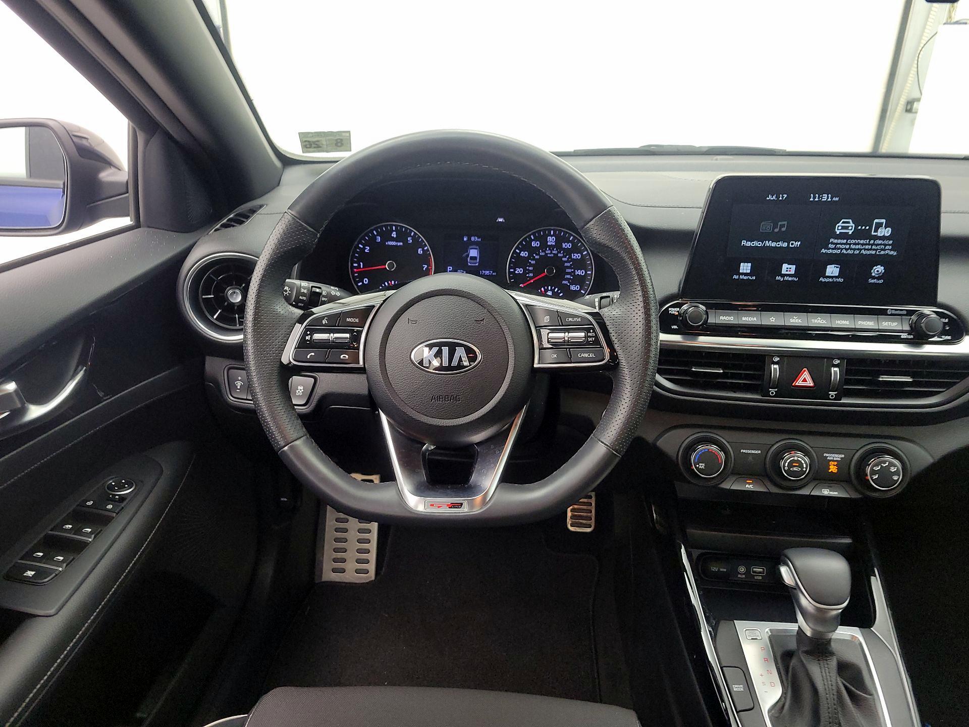 Thumbnail: 2021 Kia Forte - 10