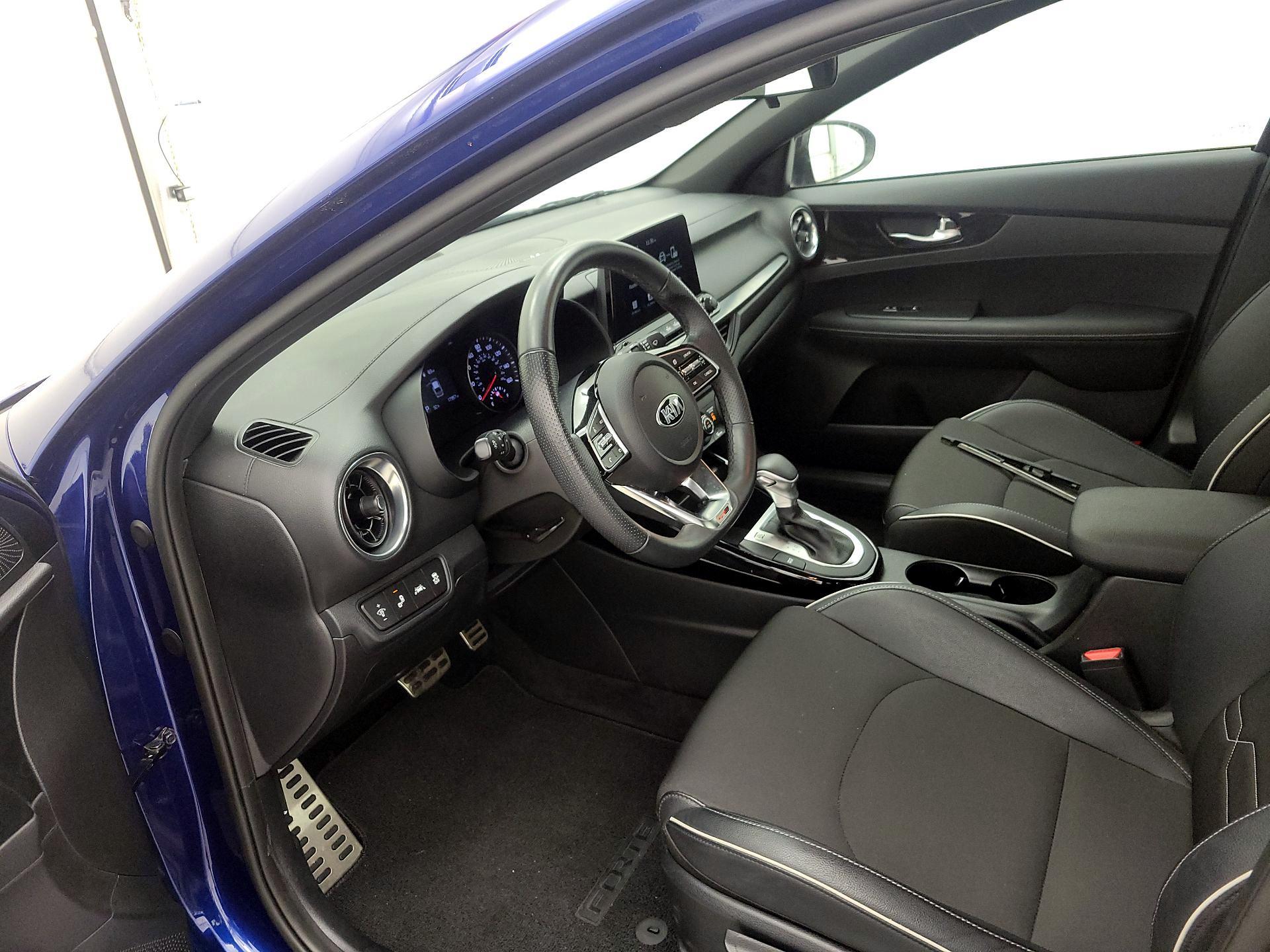Thumbnail: 2021 Kia Forte - 11