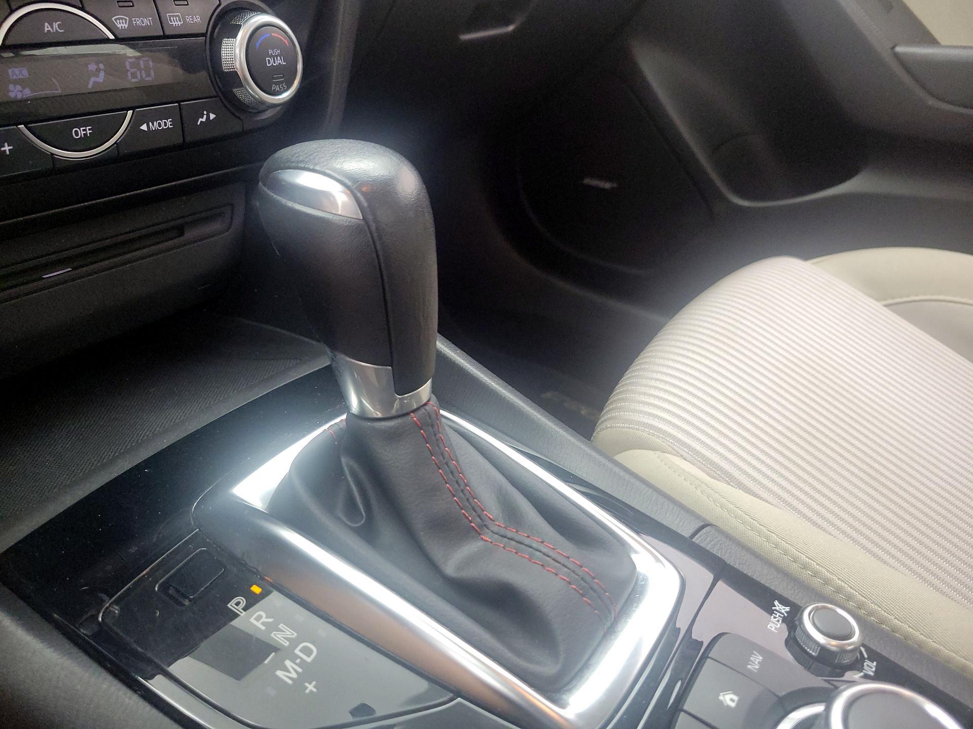 Thumbnail: 2014 Mazda Mazda3 - 17