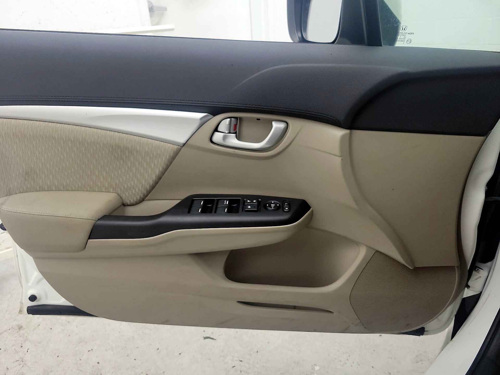 Thumbnail: 2015 Honda Civic - 12