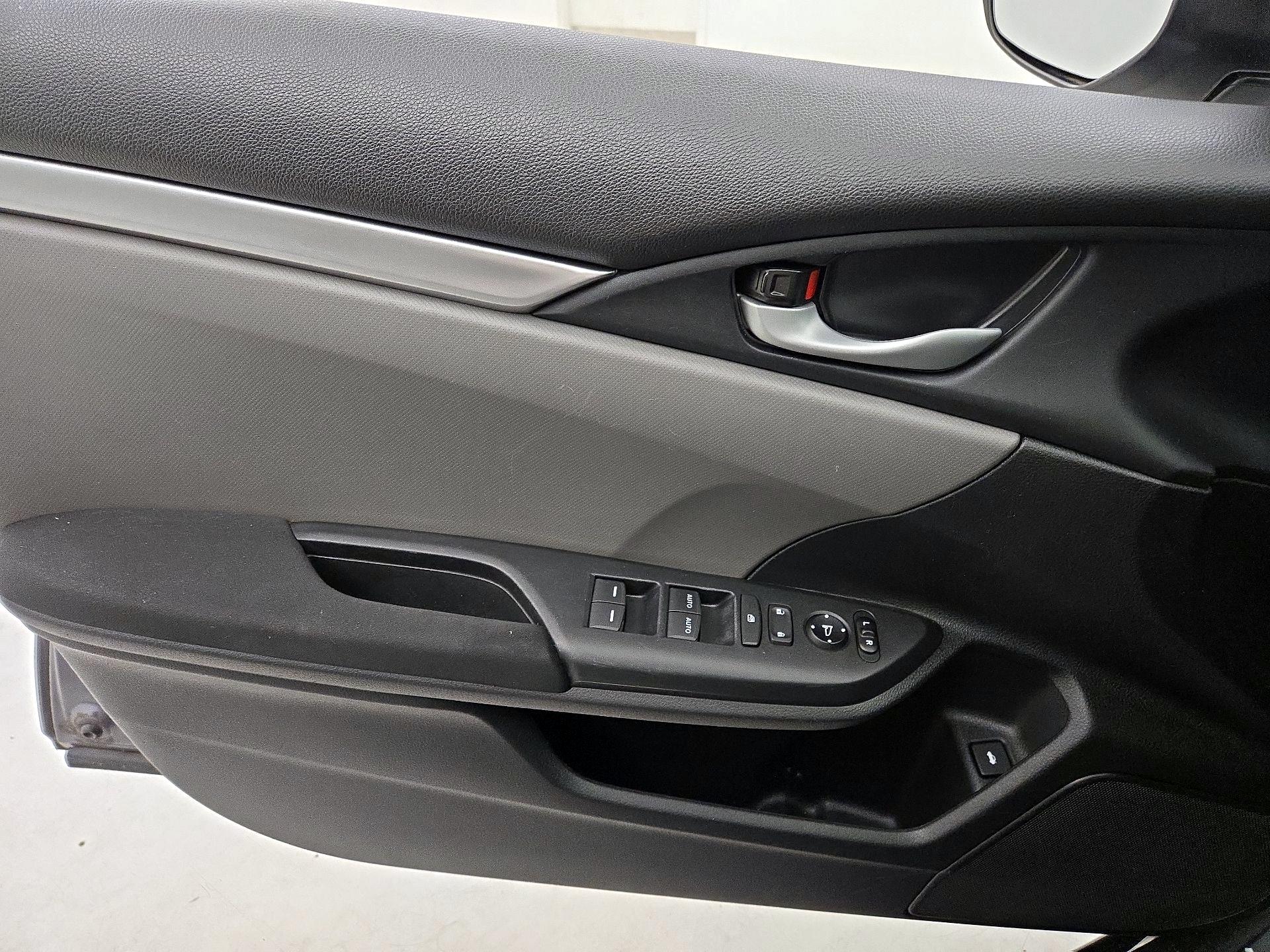 Thumbnail: 2020 Honda Civic - 12