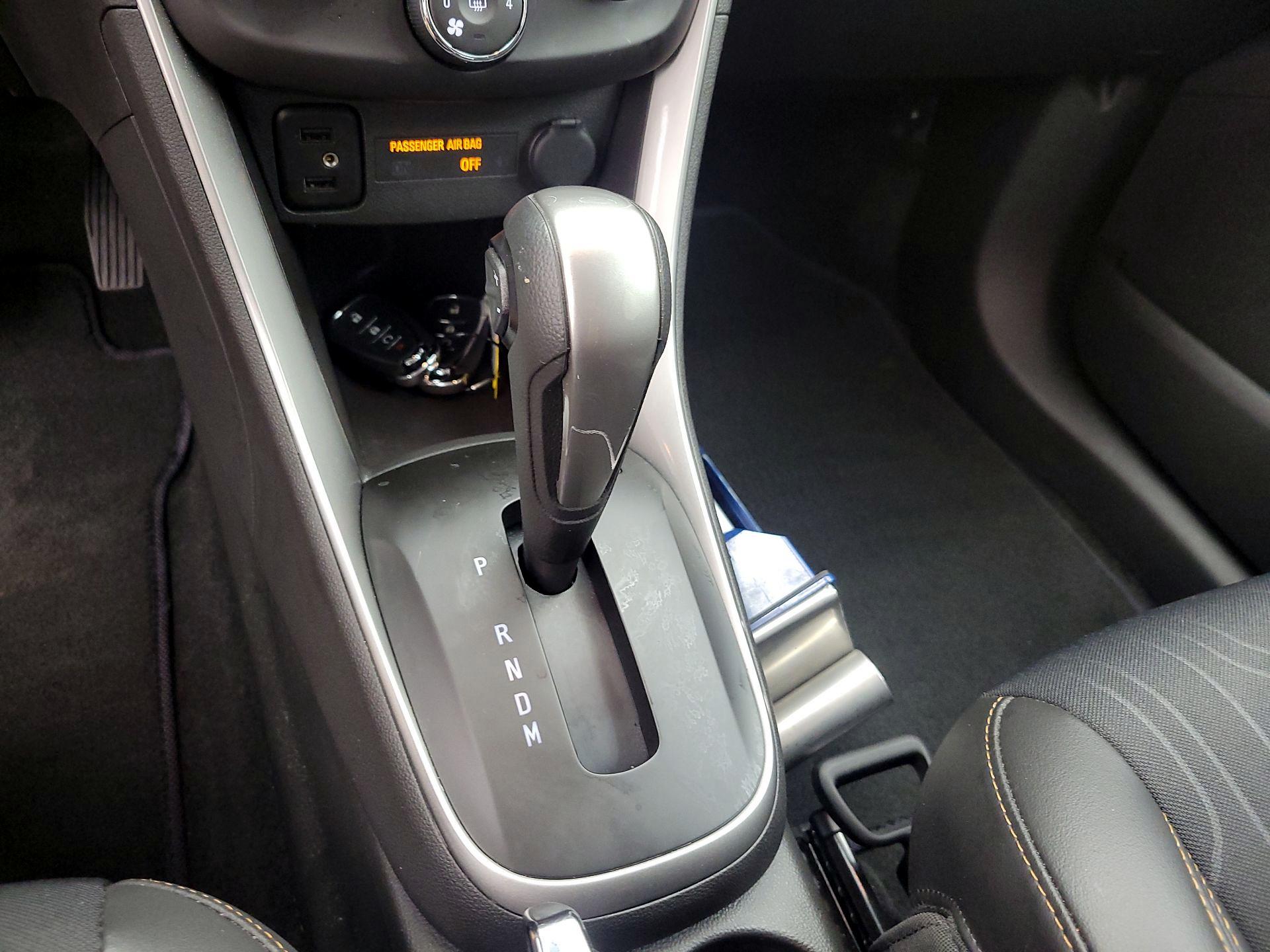 Thumbnail: 2020 Chevrolet Trax - 17