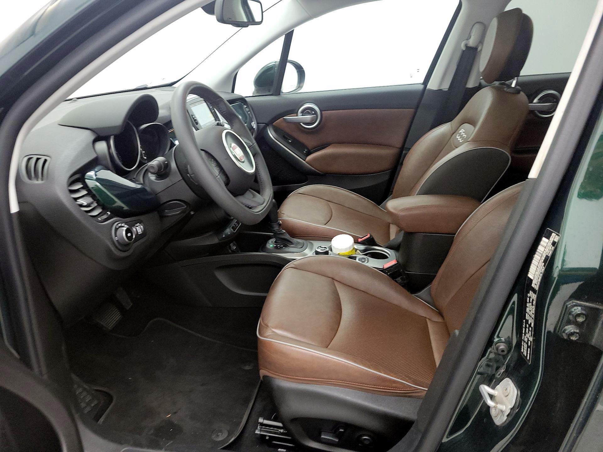 Thumbnail: 2016 Fiat 500X - 11