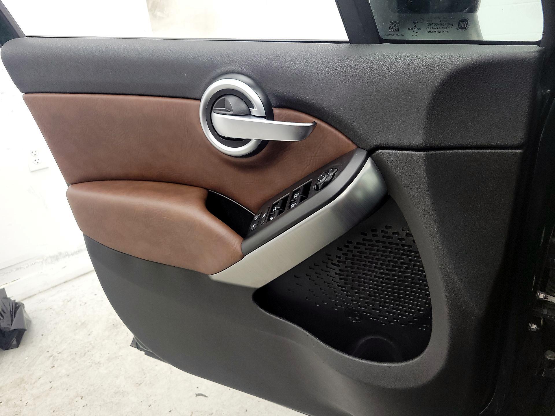 Thumbnail: 2016 Fiat 500X - 12