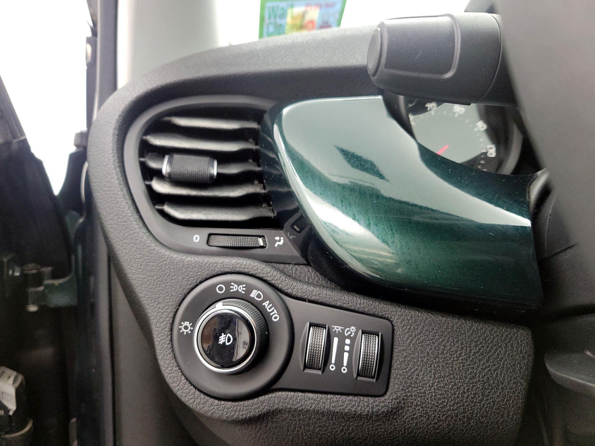 Thumbnail: 2016 Fiat 500X - 13